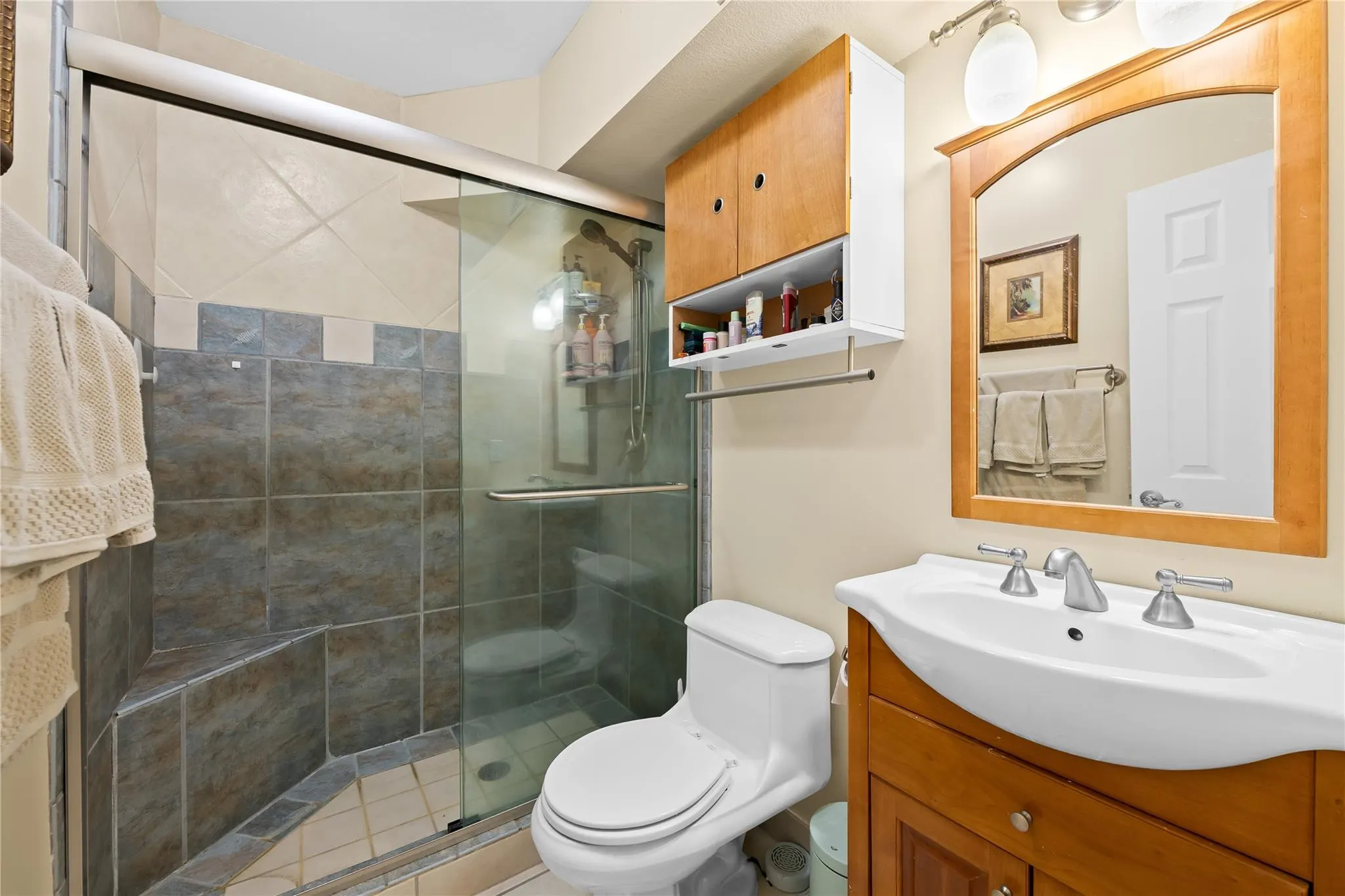 95 N Birch Rd, #304