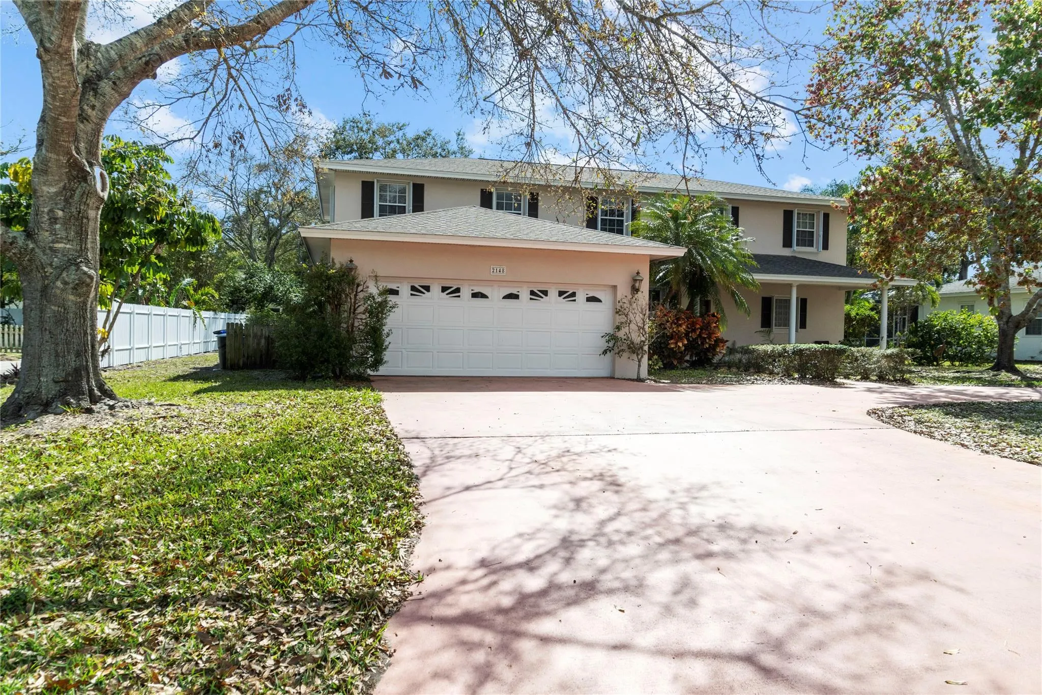 2148 Buena Vista Blvd