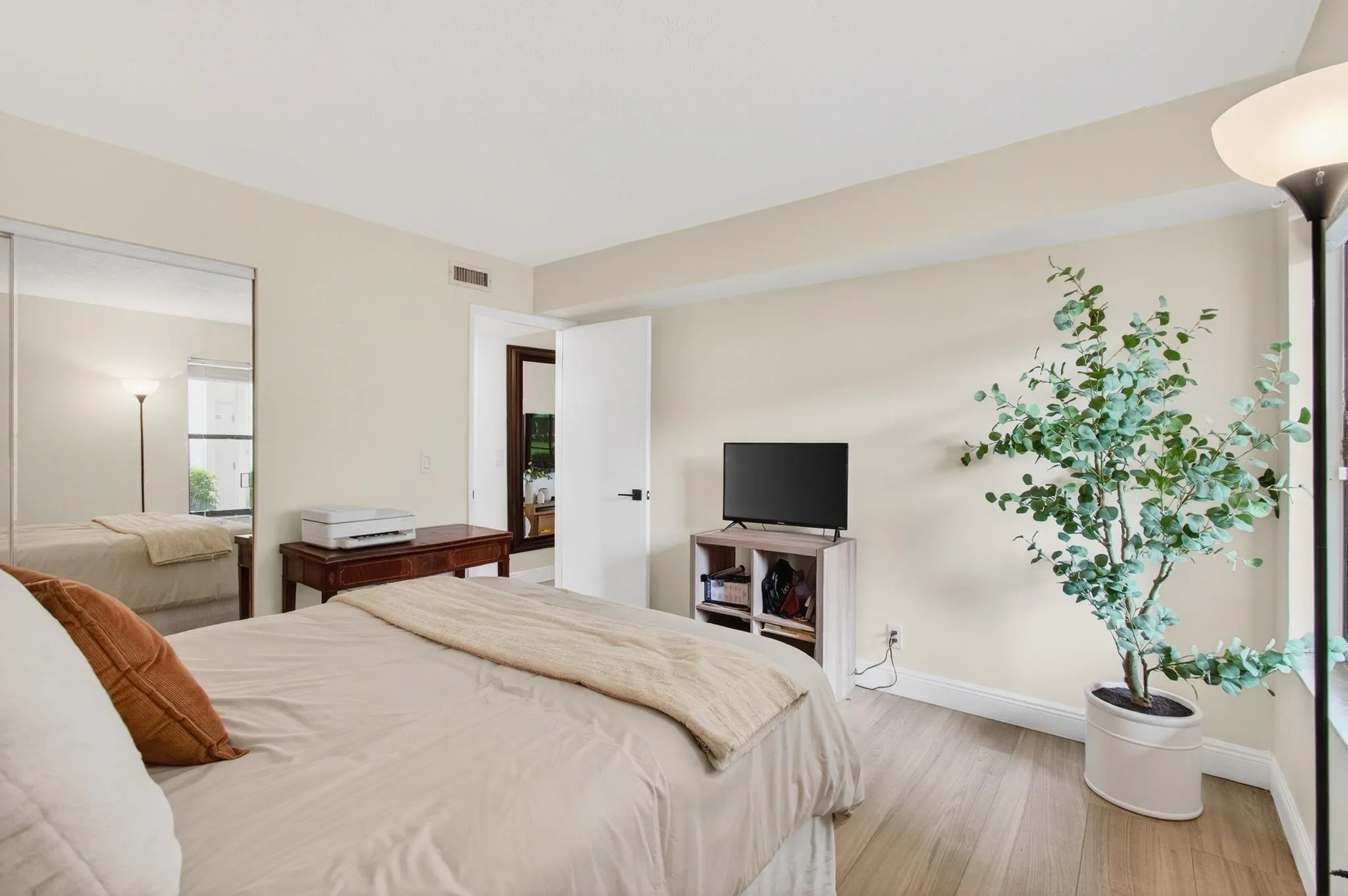 5851 CAMINO DEL SOL, #106
