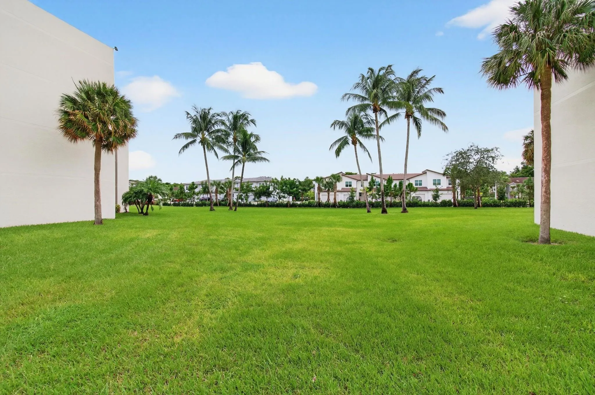 5851 CAMINO DEL SOL, #106