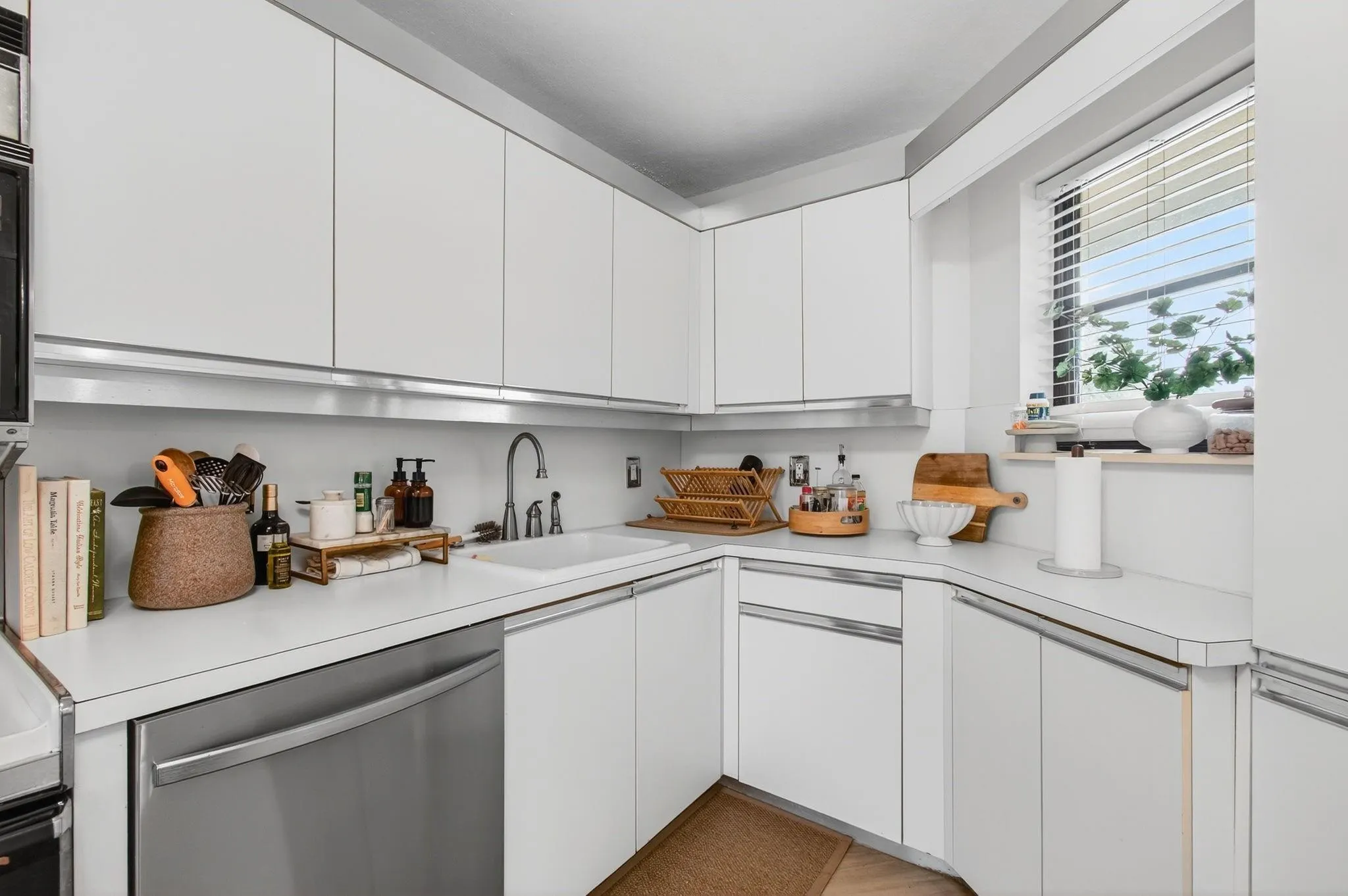 5851 CAMINO DEL SOL, #106