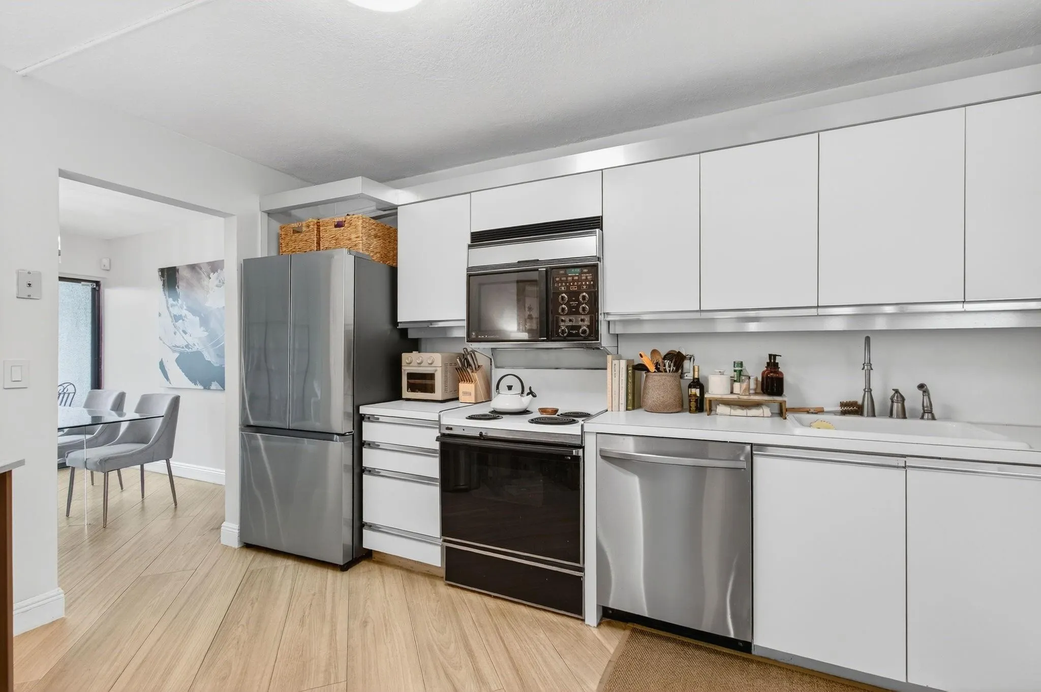 5851 CAMINO DEL SOL, #106