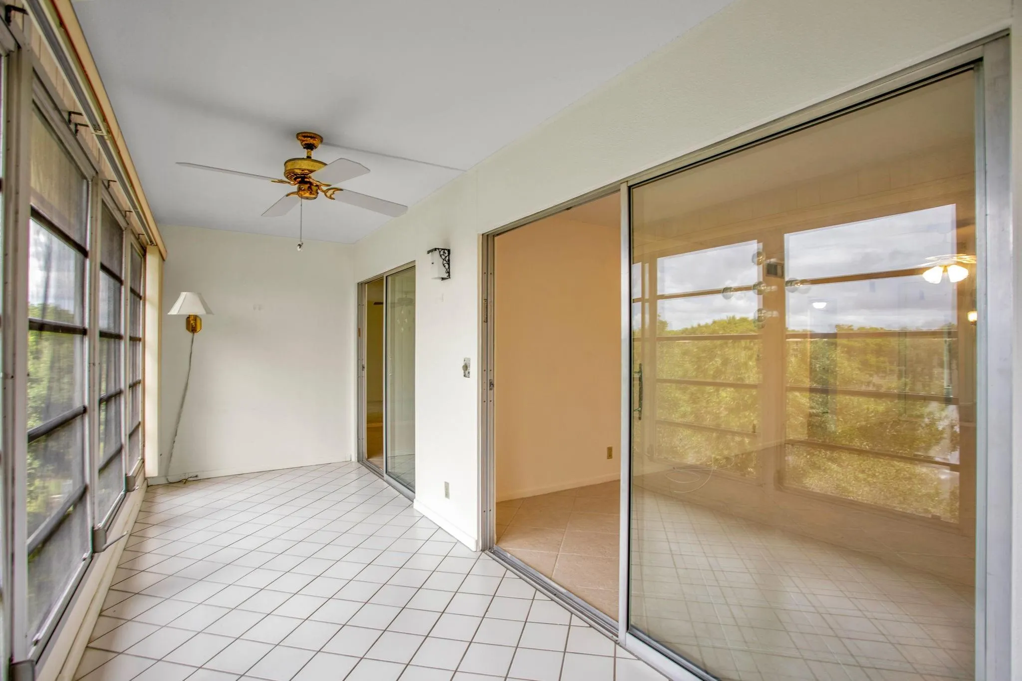 2202 Lucaya Bnd, #D4