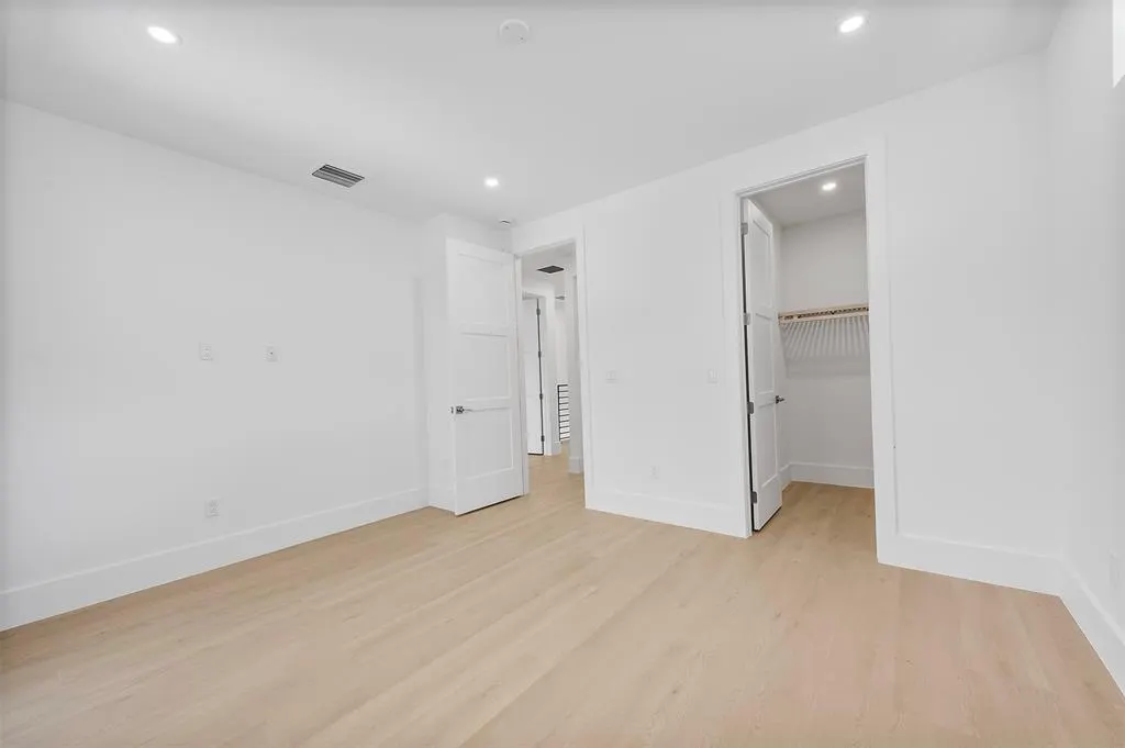 3300 SW 15th Ave, #3300