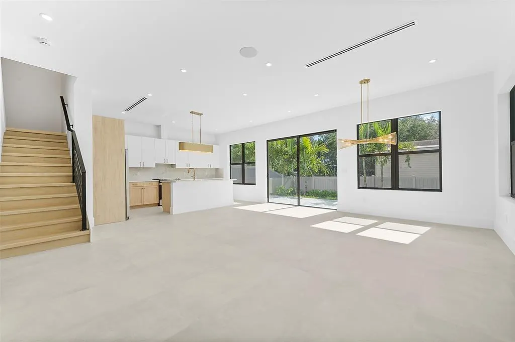 3300 SW 15th Ave, #3300