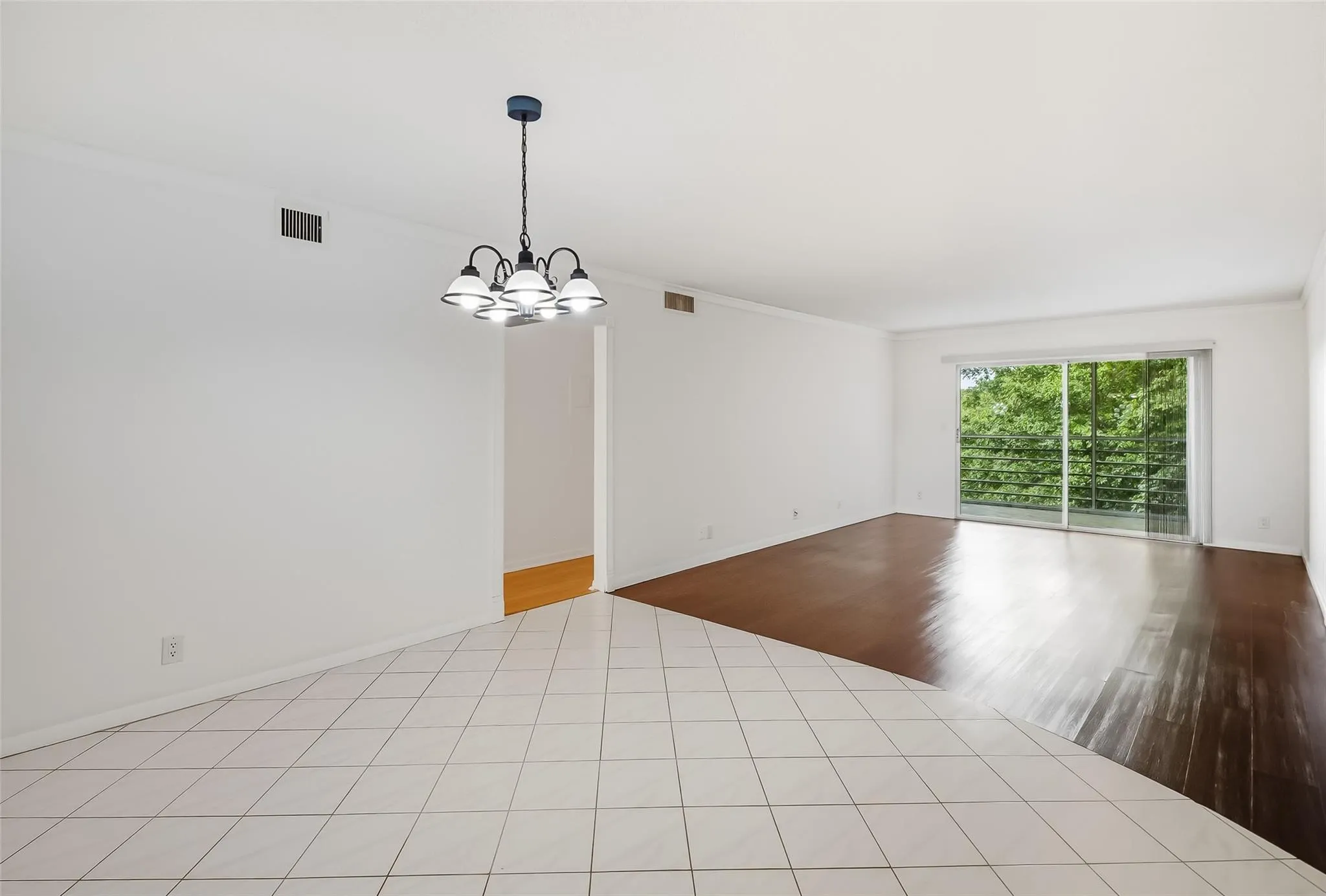 2404 Antigua Cir, #D4