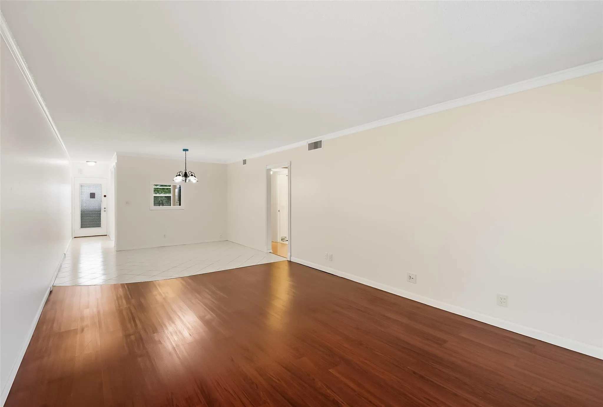 2404 Antigua Cir, #D4