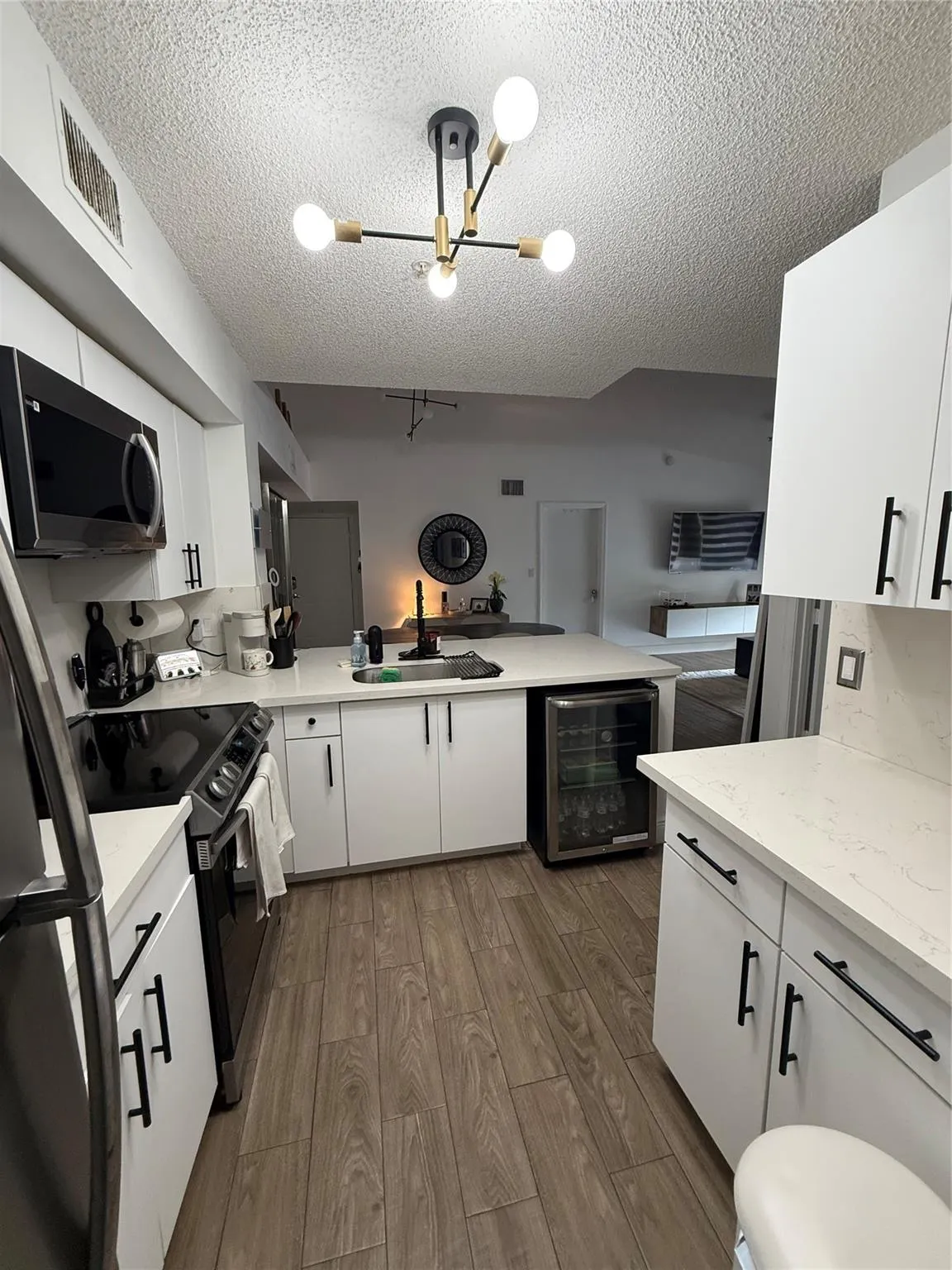 2061 Renaissance Blvd, #305
