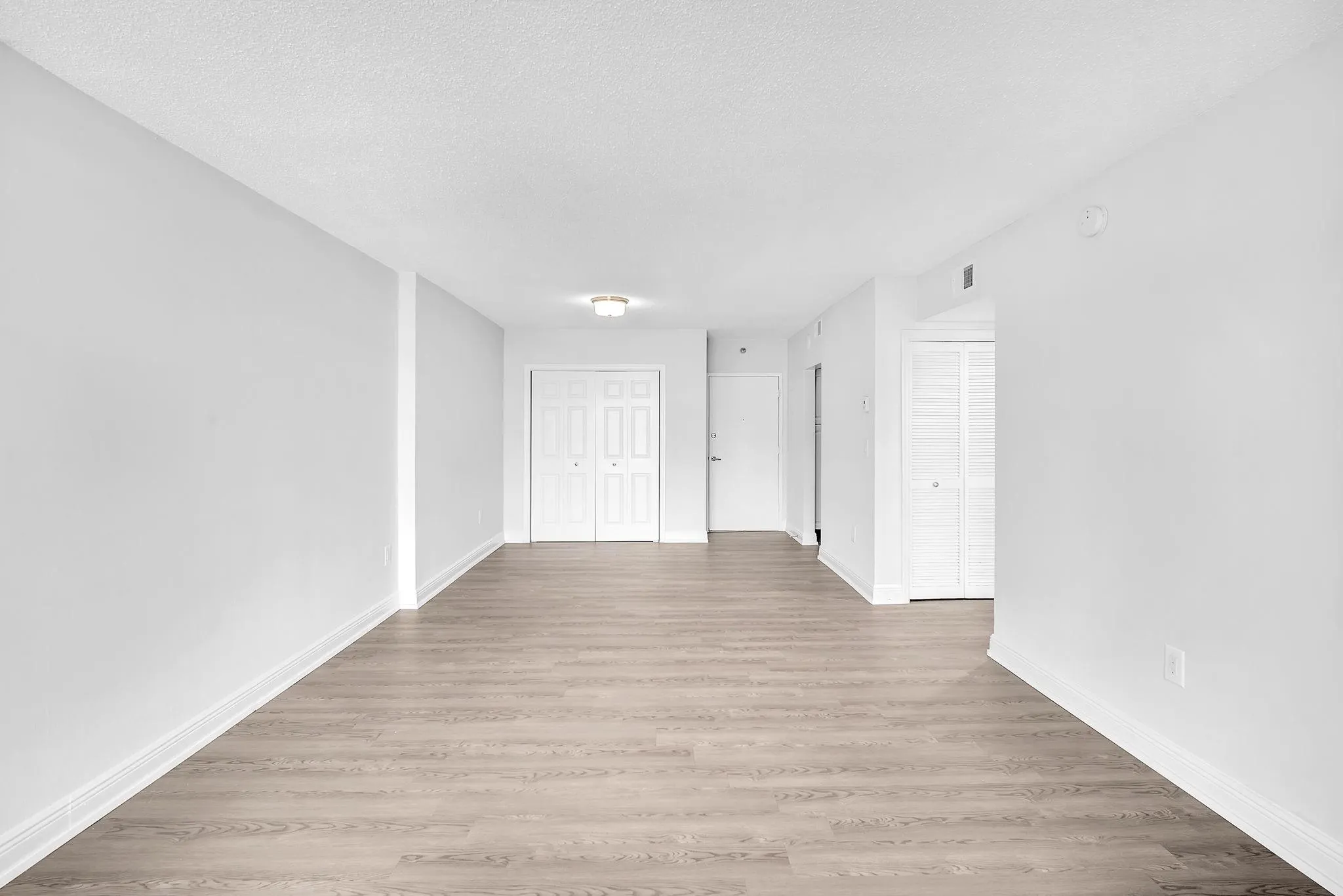 100 Kings Point, #509