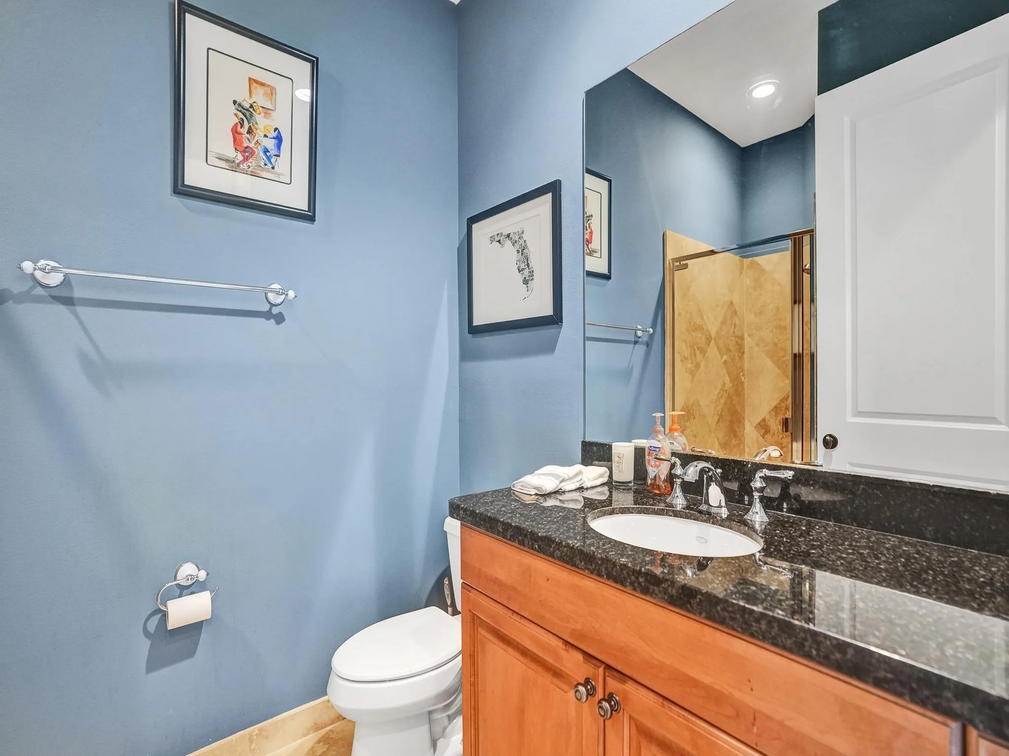 58 Via Floresta Dr
