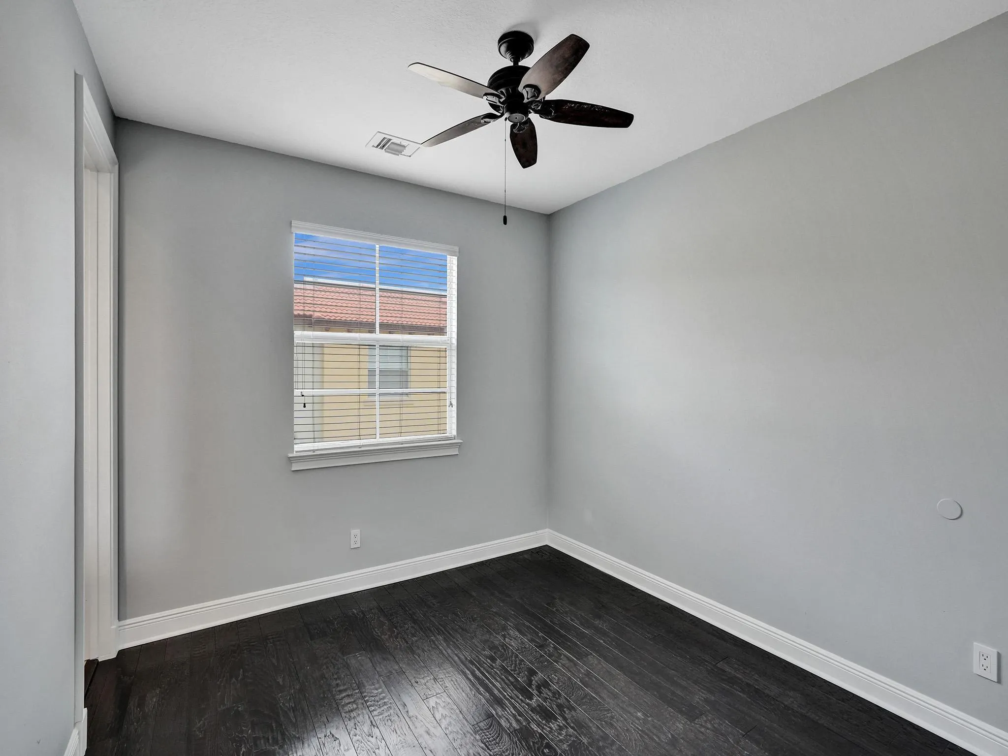 58 Via Floresta Dr