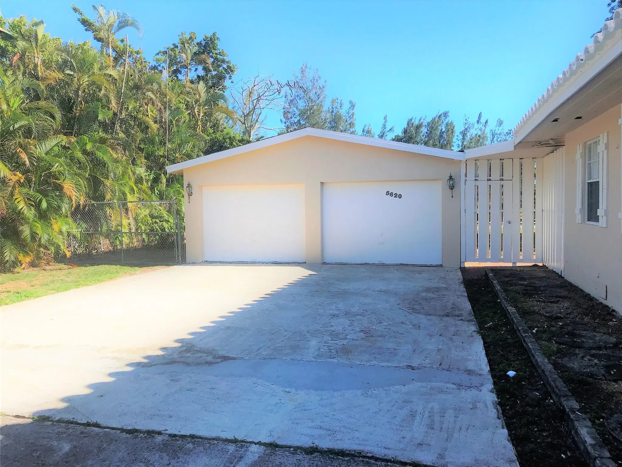 5620 CYPRESS RD