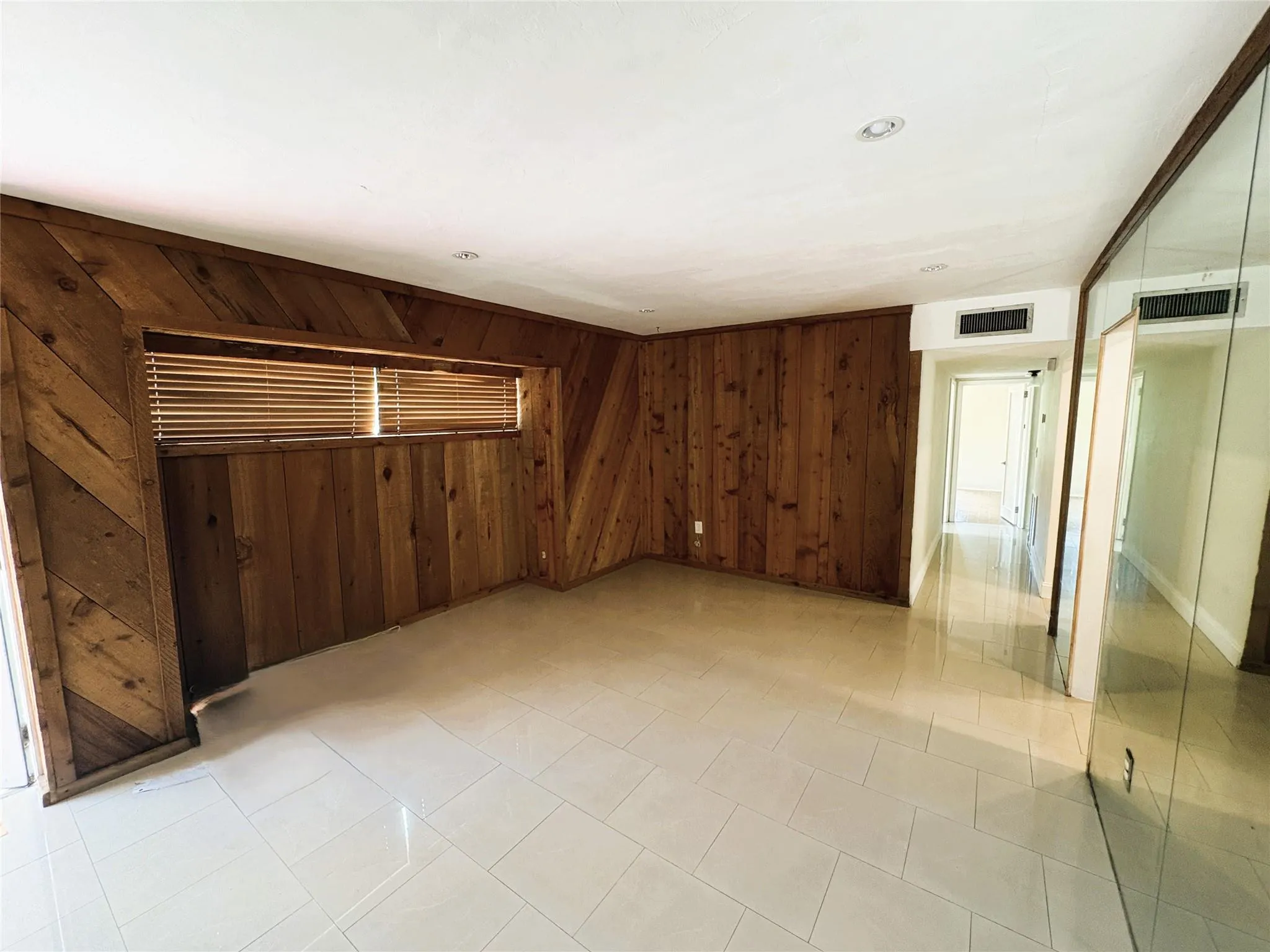5620 CYPRESS RD