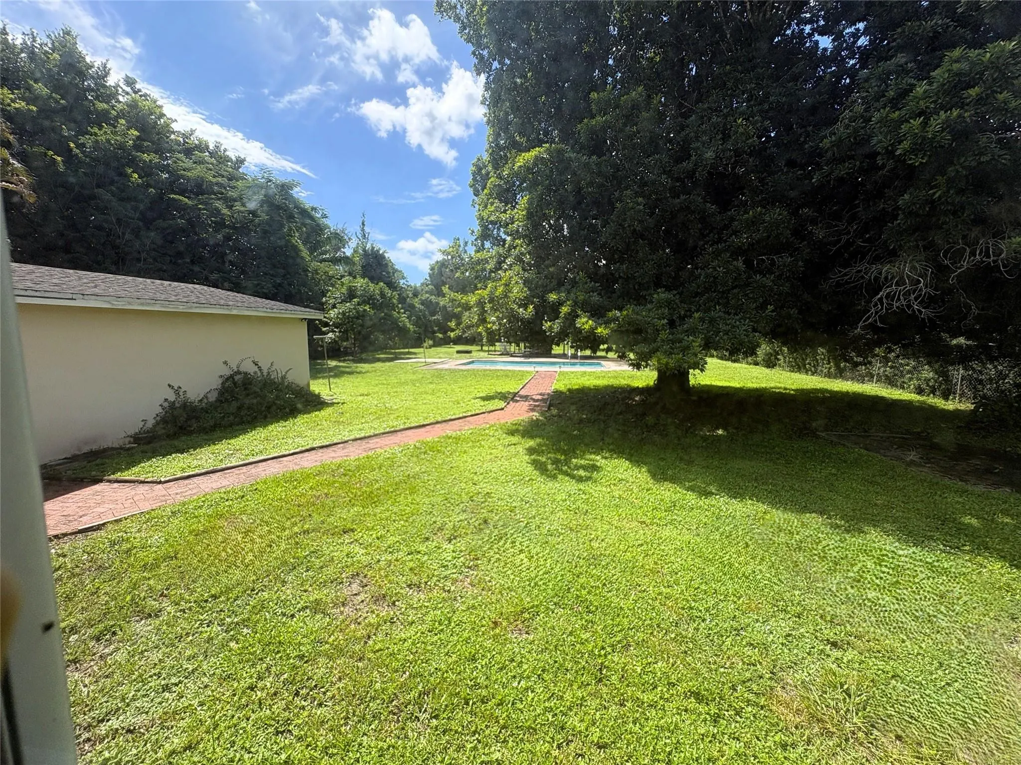 5620 CYPRESS RD