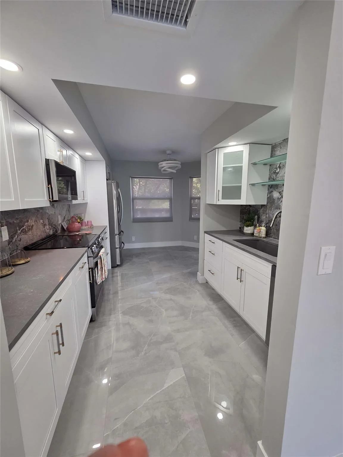 1502 Cayman Way, #C2
