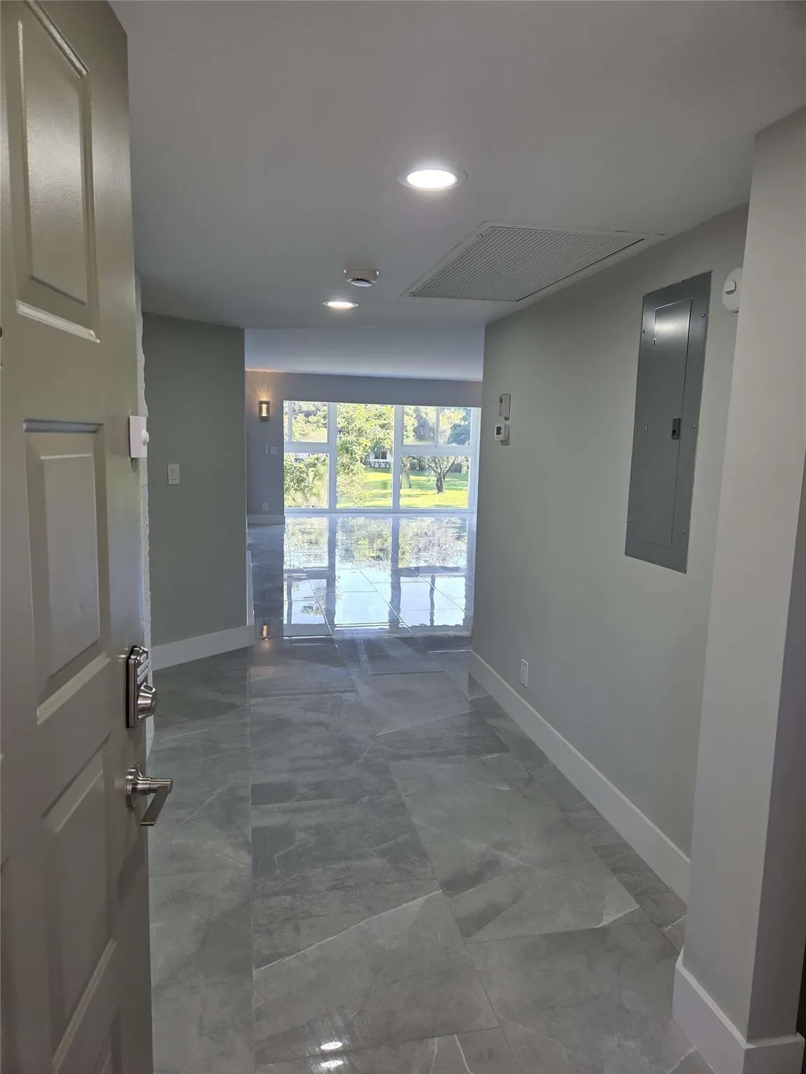 1502 Cayman Way, #C2