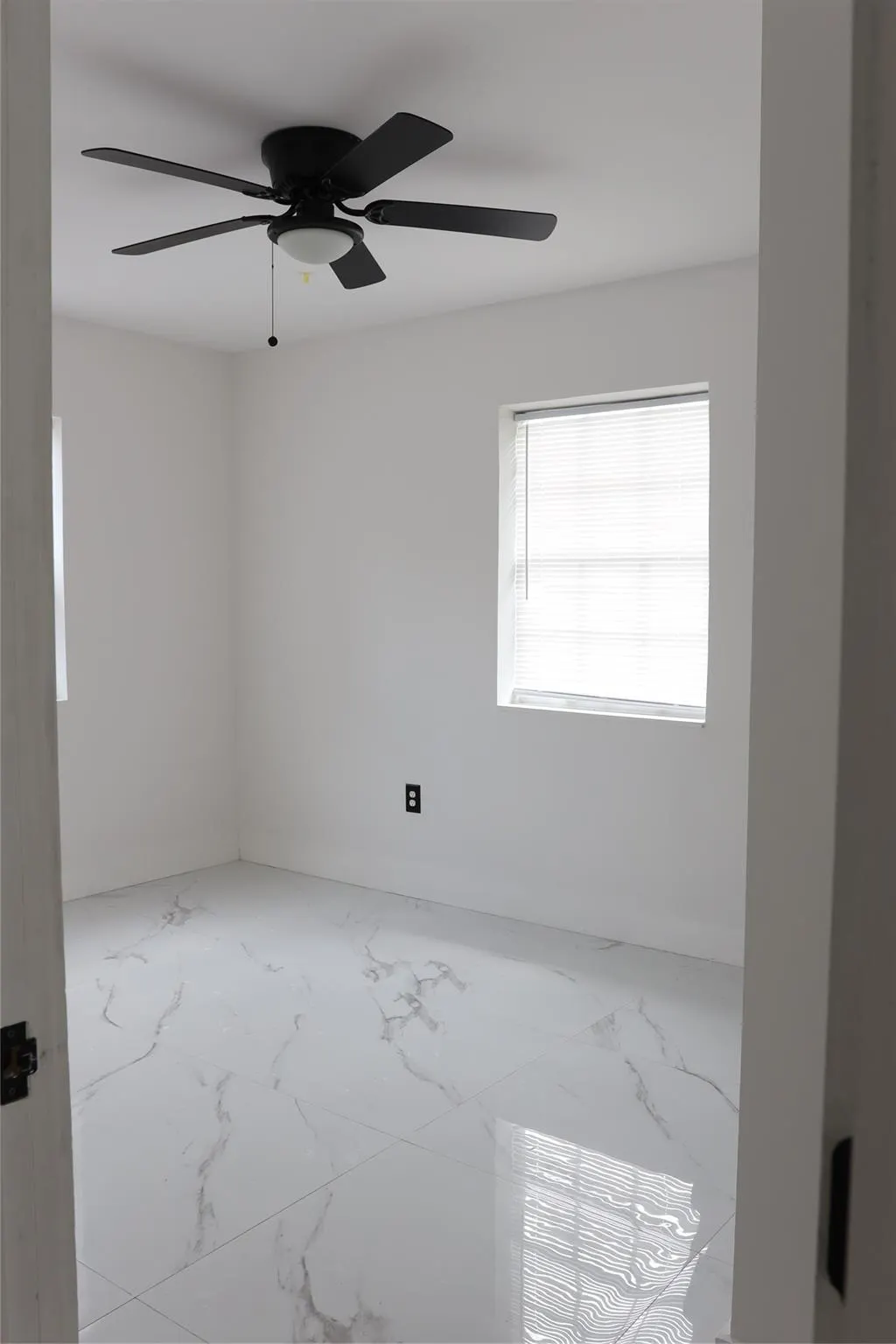3075 NW 68th St