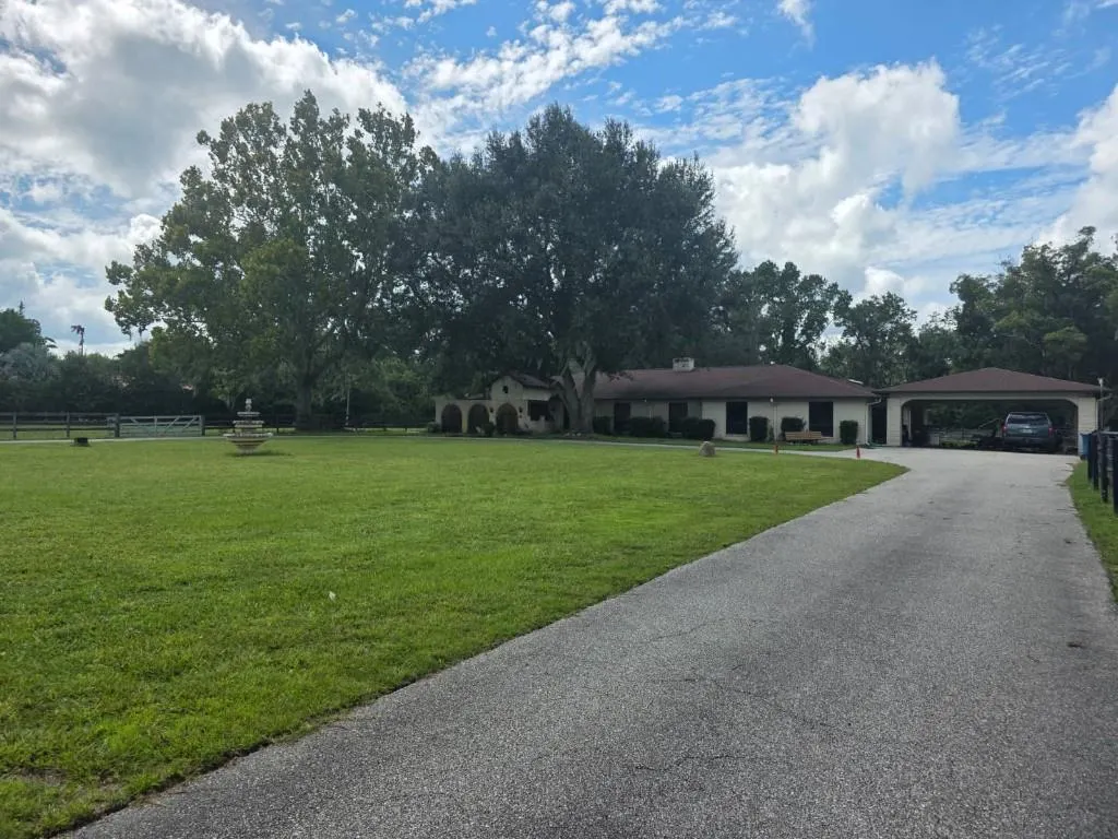 120 Creek Crossing Rd