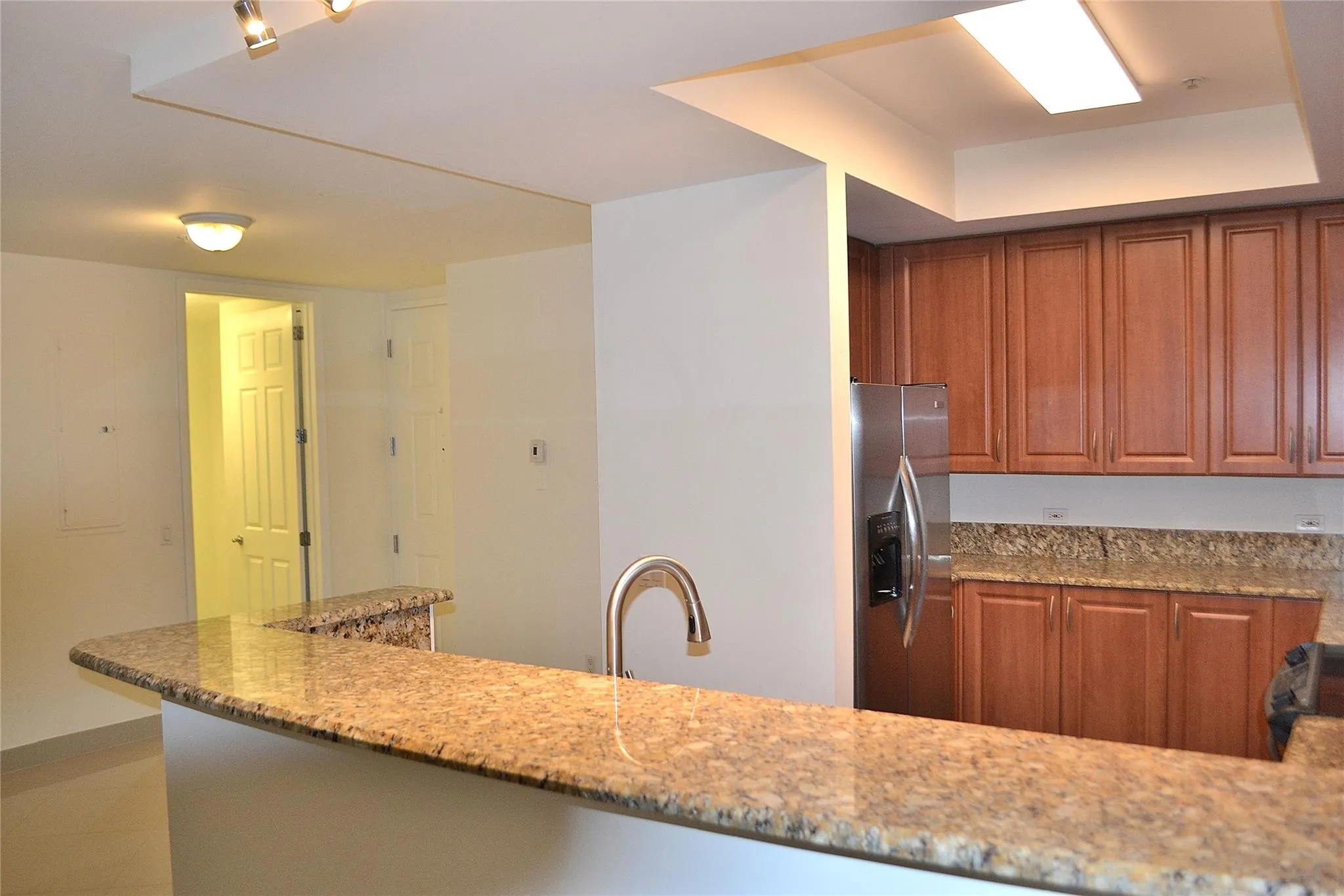 2617 NE 14th Ave, #106
