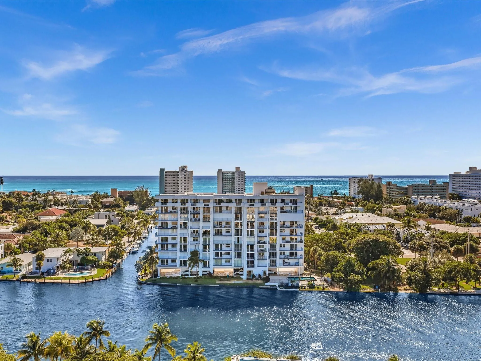 1609 N Riverside Dr, #204