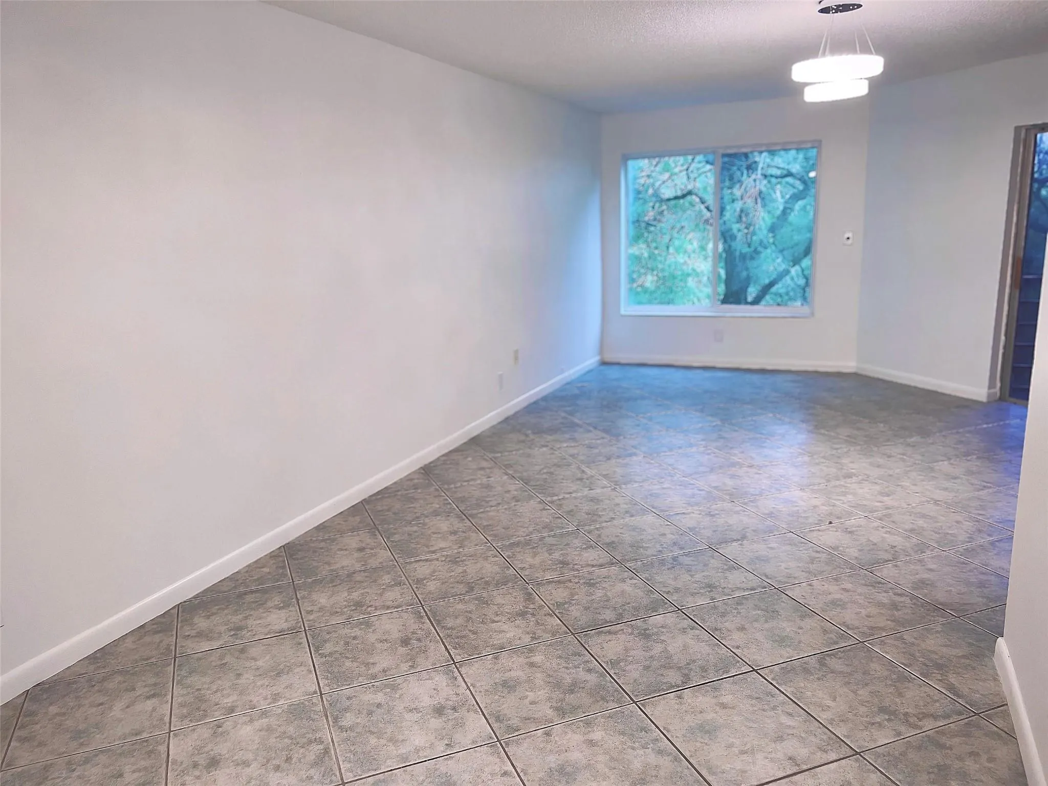 3100 Riverside Dr, #307
