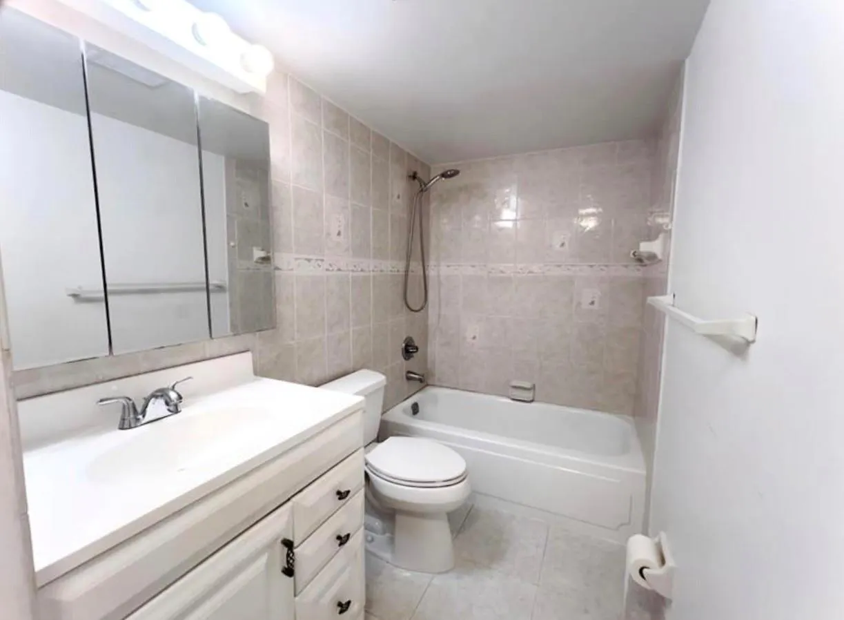 3100 Riverside Dr, #307