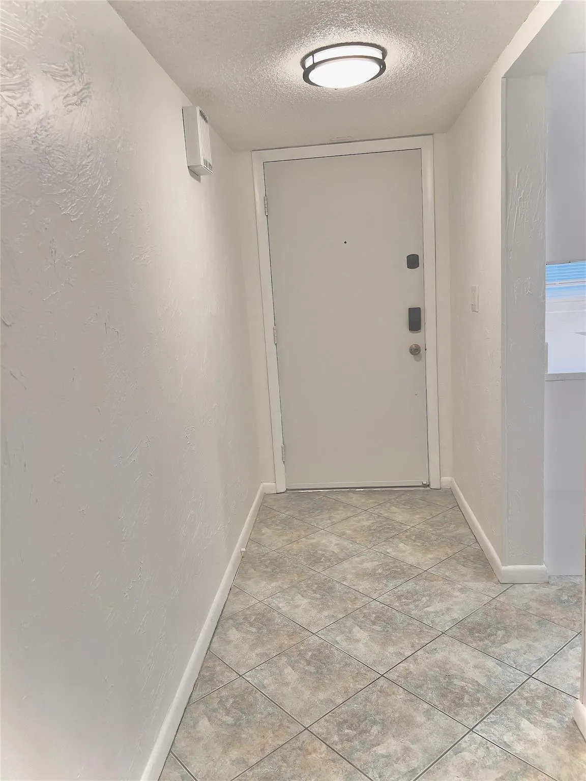 3100 Riverside Dr, #307