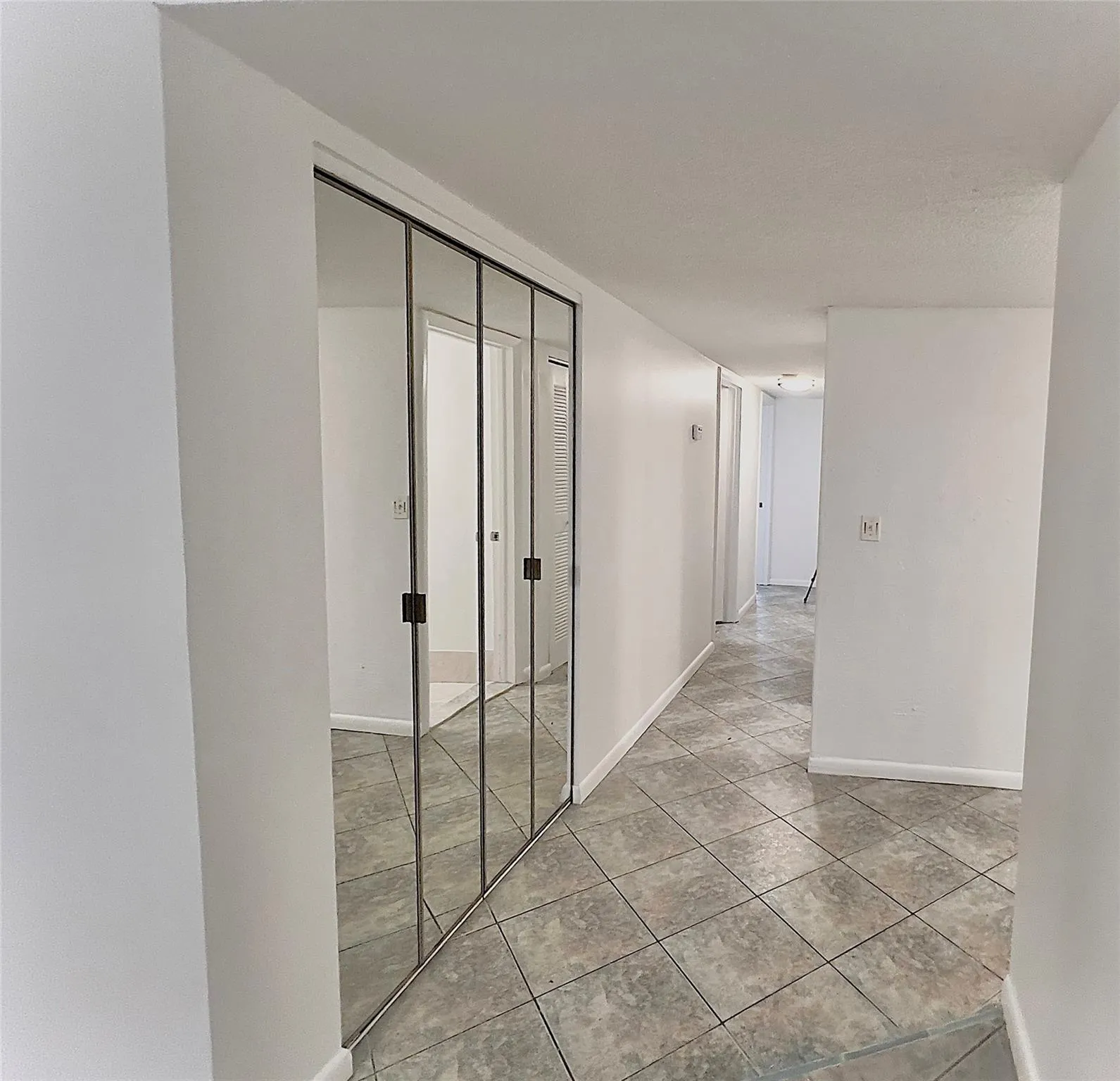3100 Riverside Dr, #307