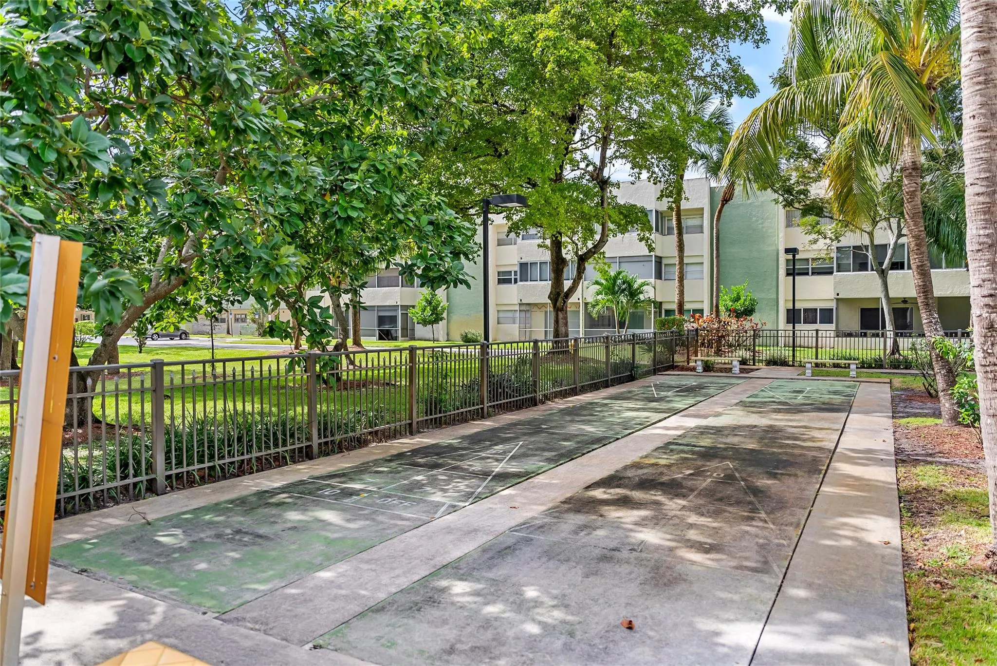 6075 N Sabal Palm Blvd, #205