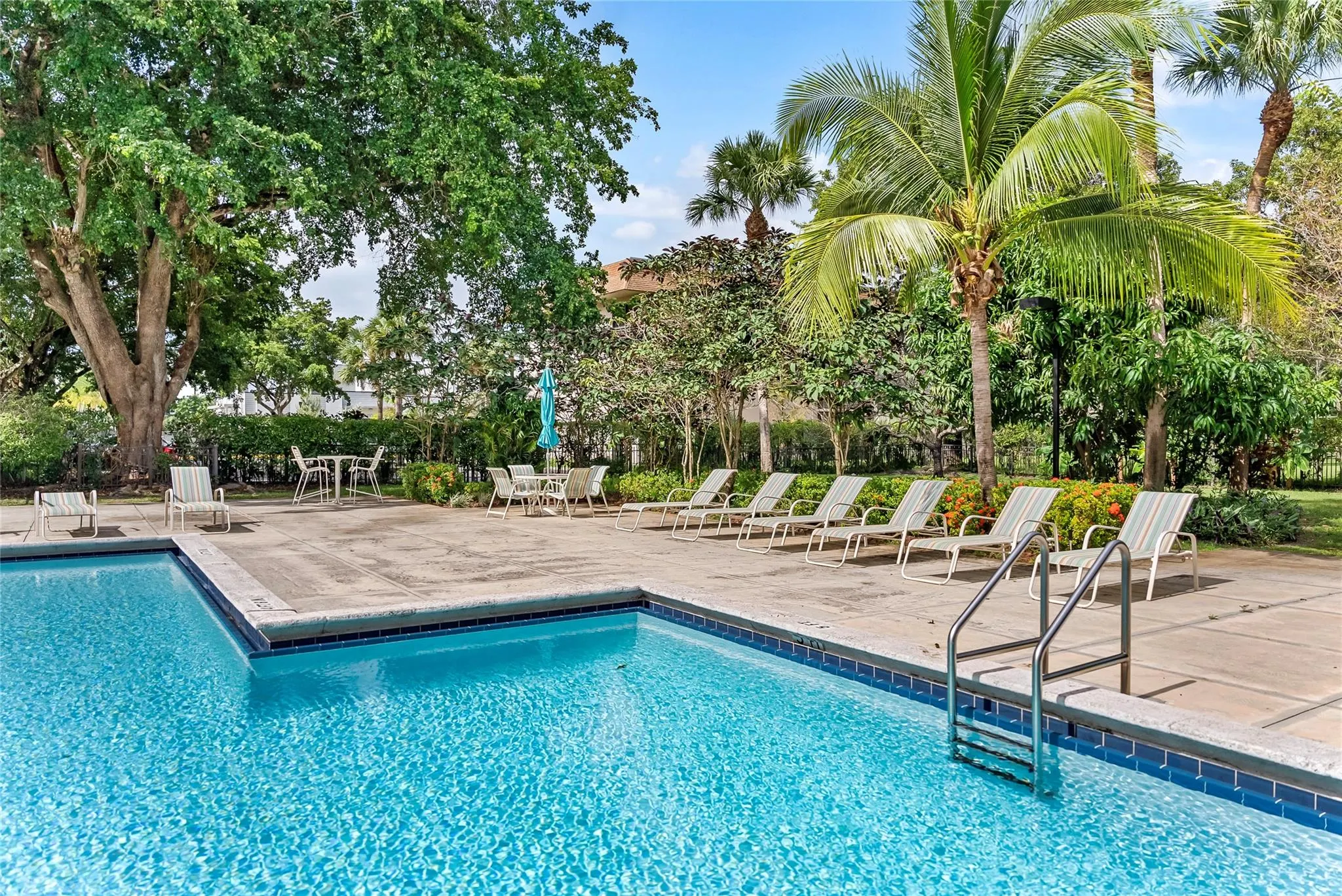 6075 N Sabal Palm Blvd, #205