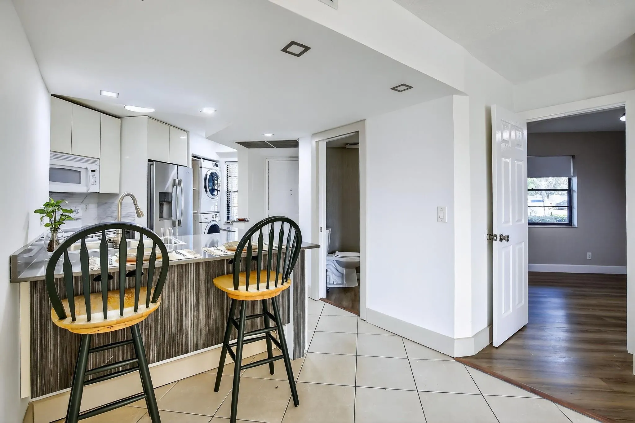 10451 W Broward Blvd, #108