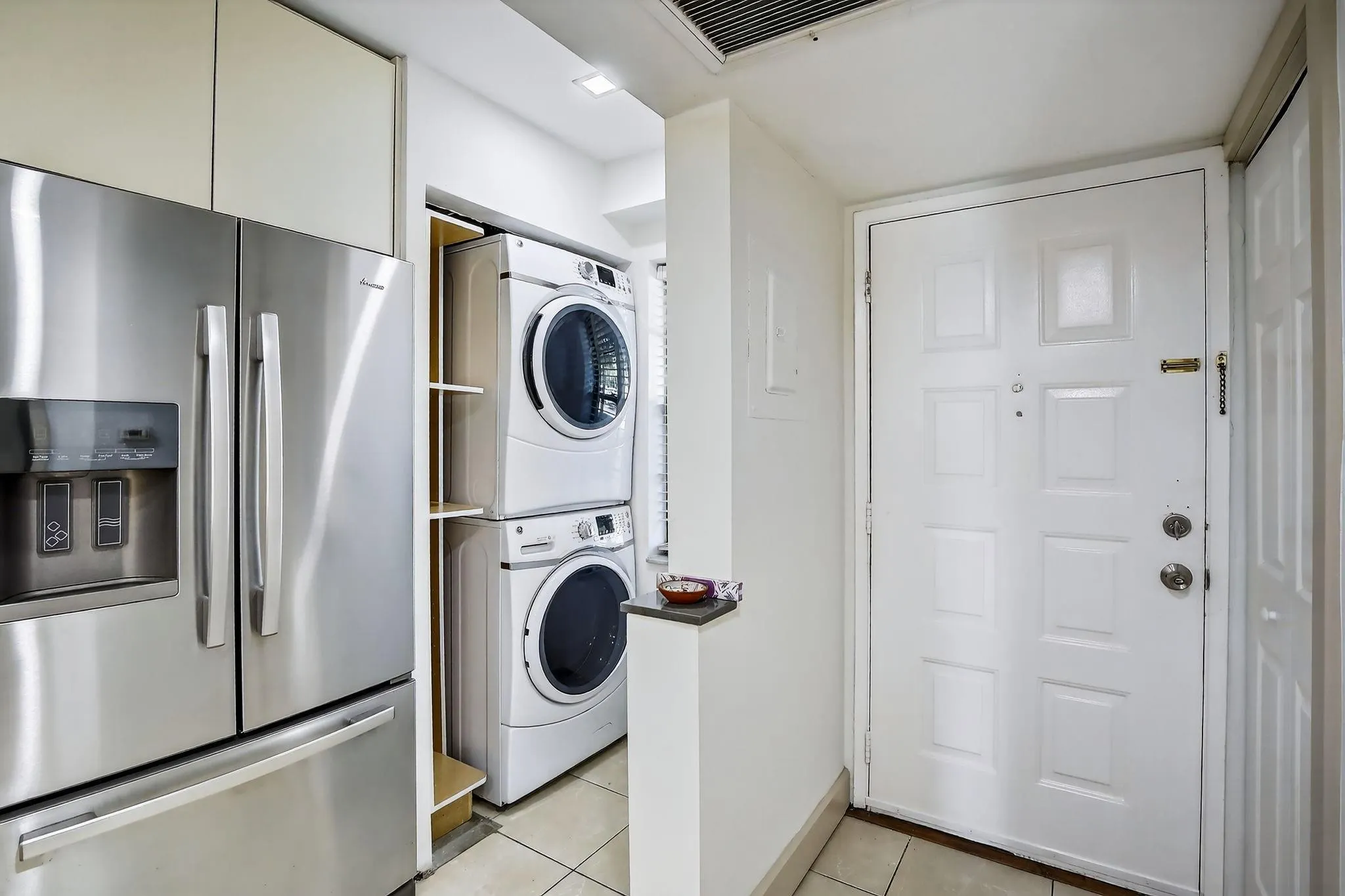 10451 W Broward Blvd, #108
