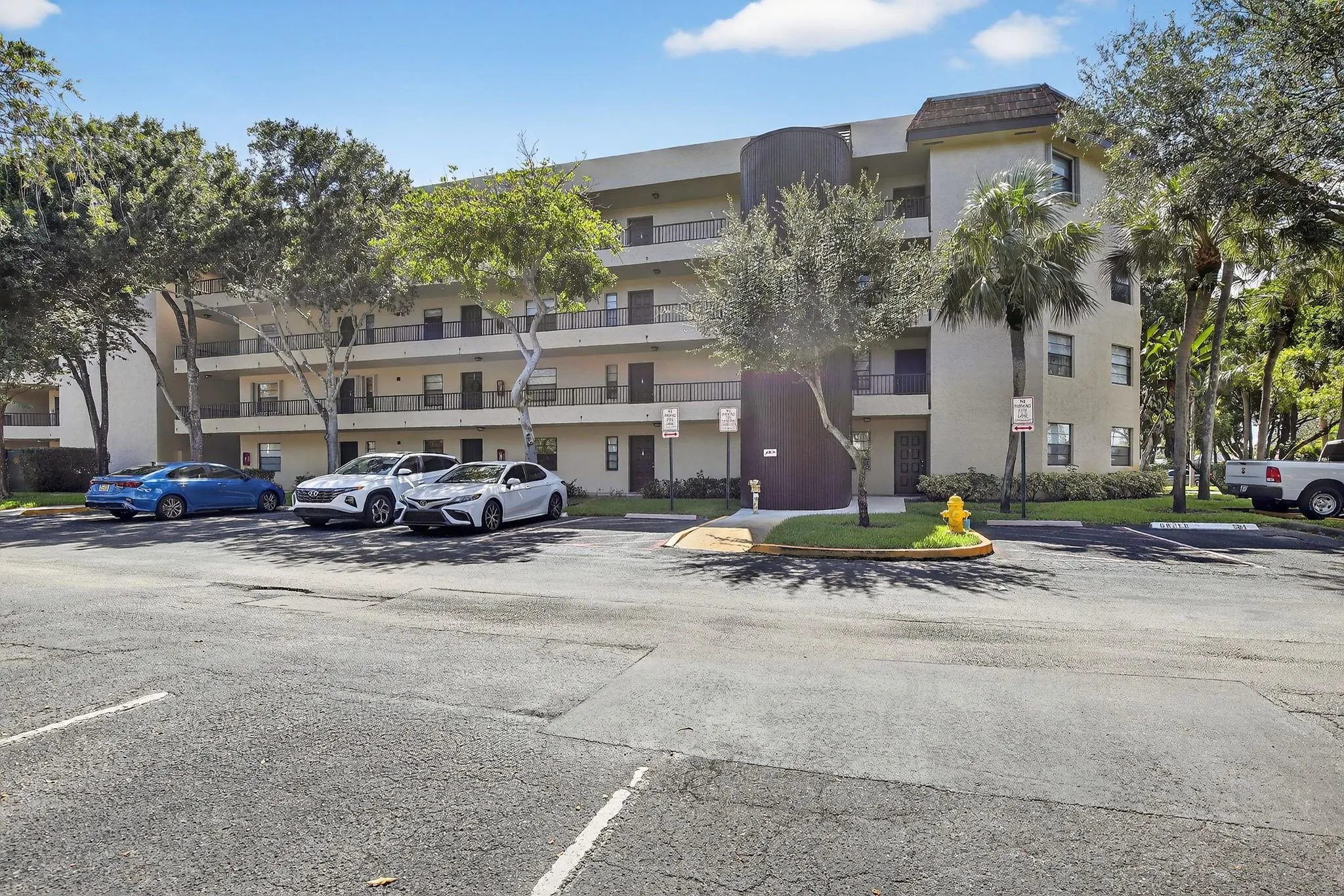 10451 W Broward Blvd, #108