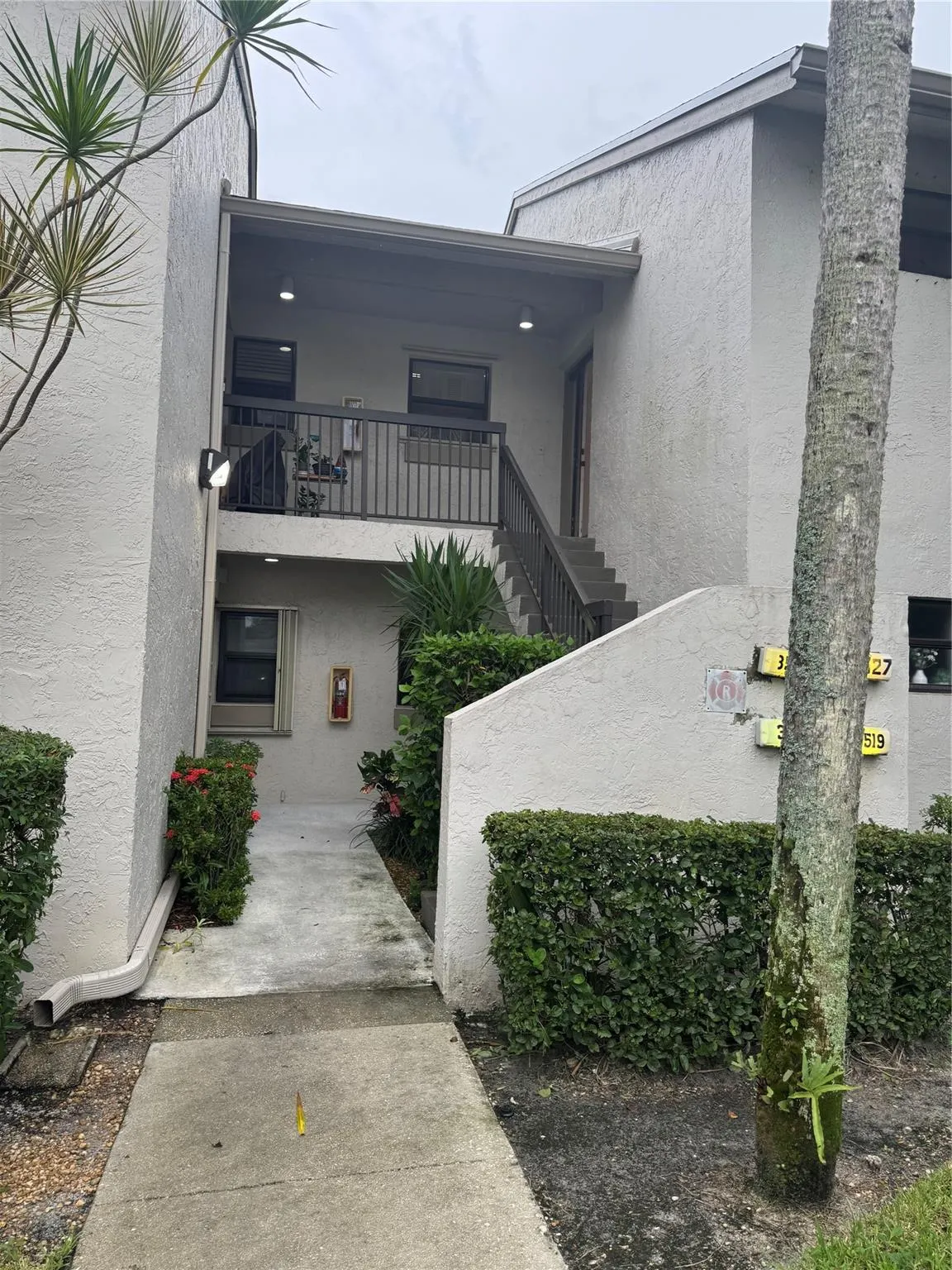 3527 NW 35th St