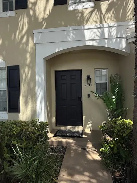 9545 N Vermosa Ln, #433-5