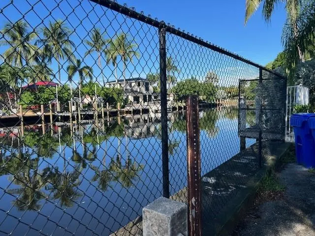 201 SE 6th Ave, #13