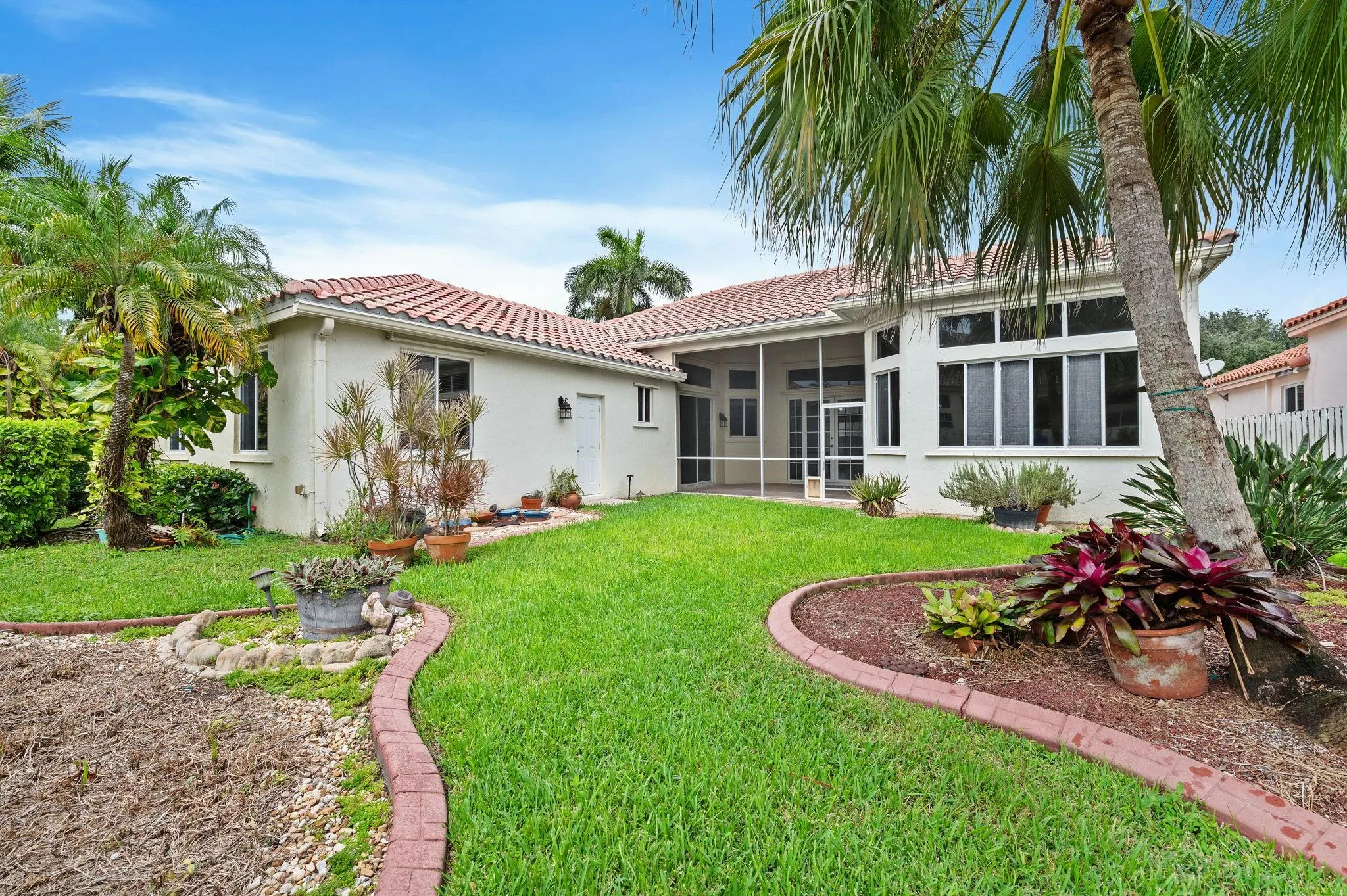833 Heritage Drive