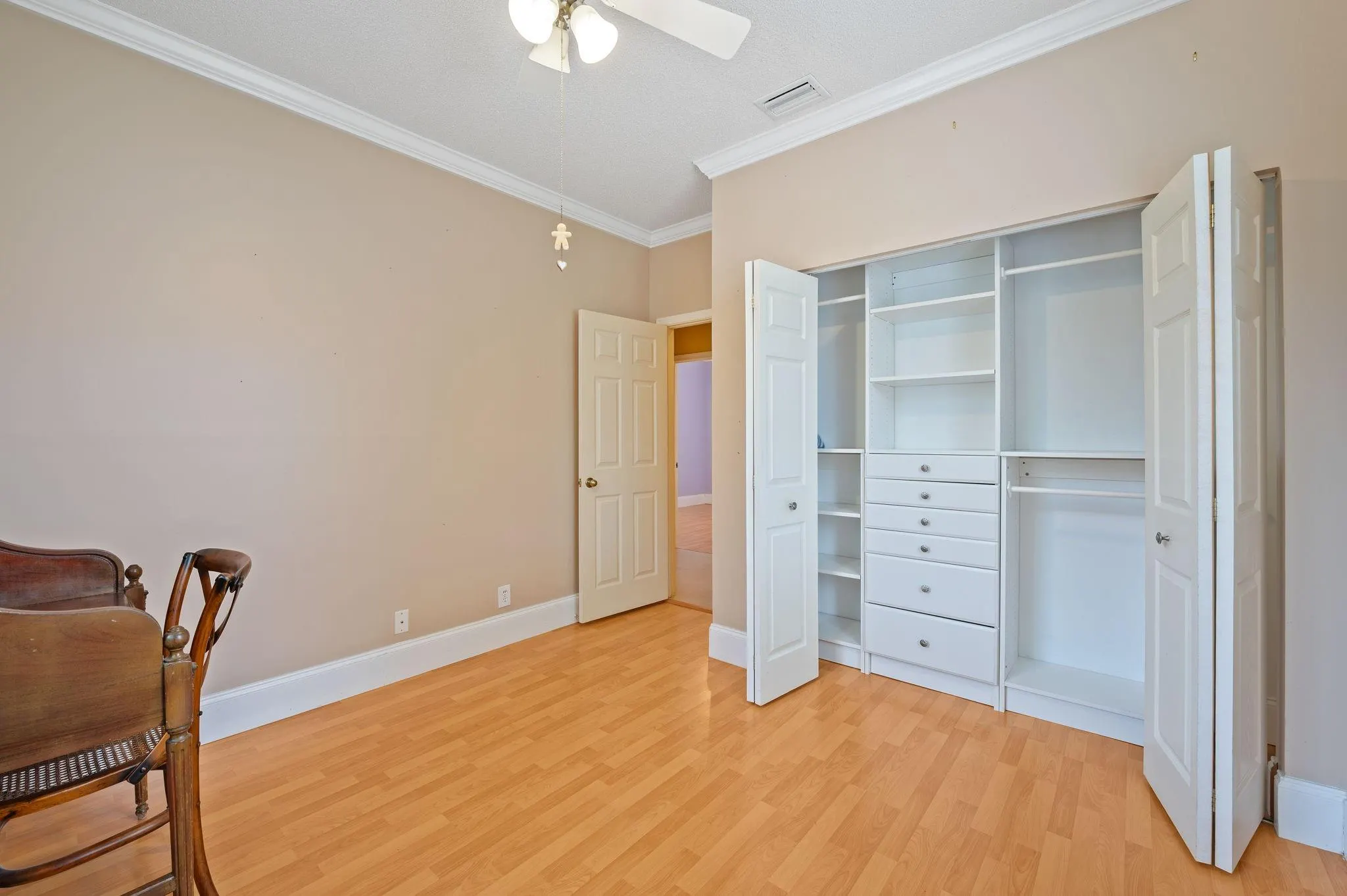 833 Heritage Drive