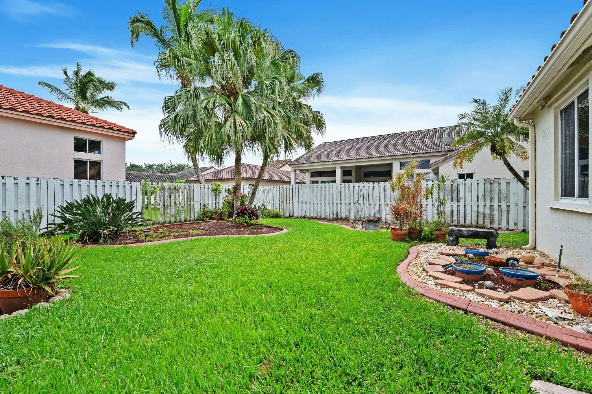 833 Heritage Drive