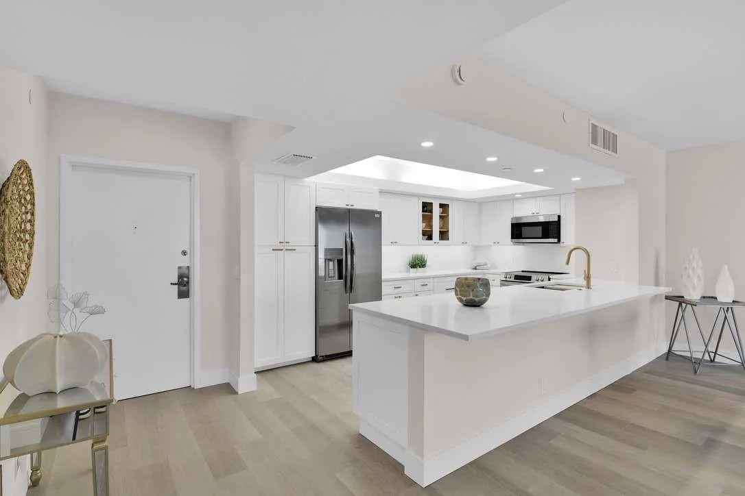 4748 S Ocean Blvd, #502