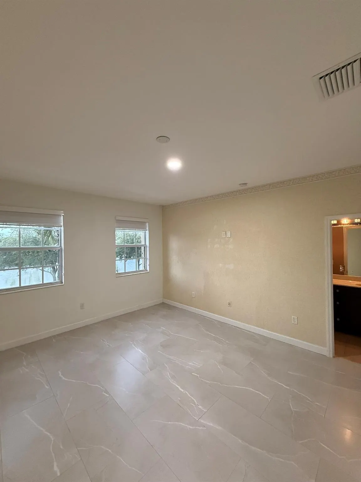 17042 SW 95th Ter