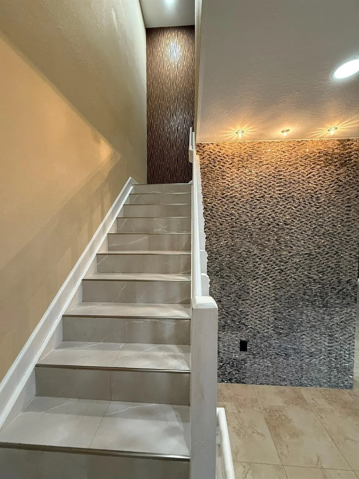 17042 SW 95th Ter