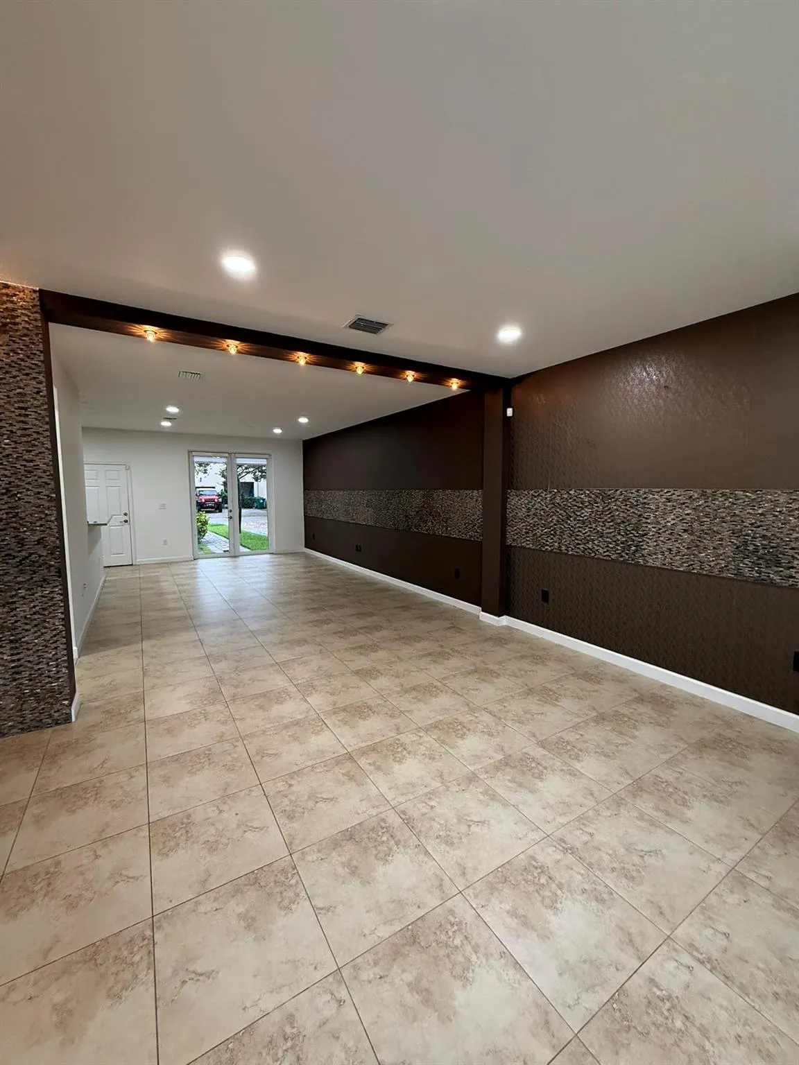 17042 SW 95th Ter