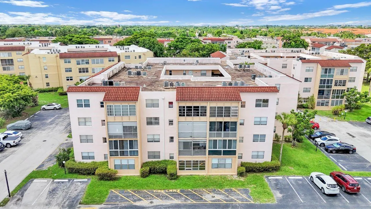 2811 Somerset Dr, #307