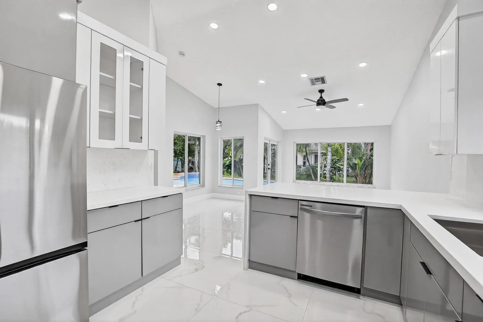 387 SW 163rd Ave