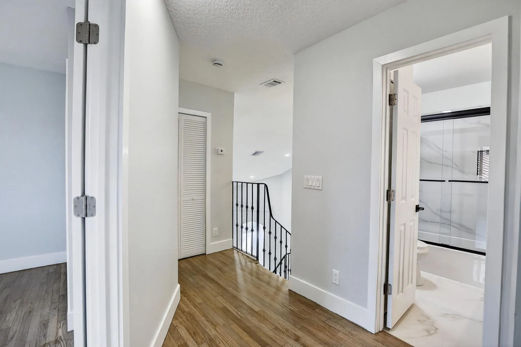 387 SW 163rd Ave
