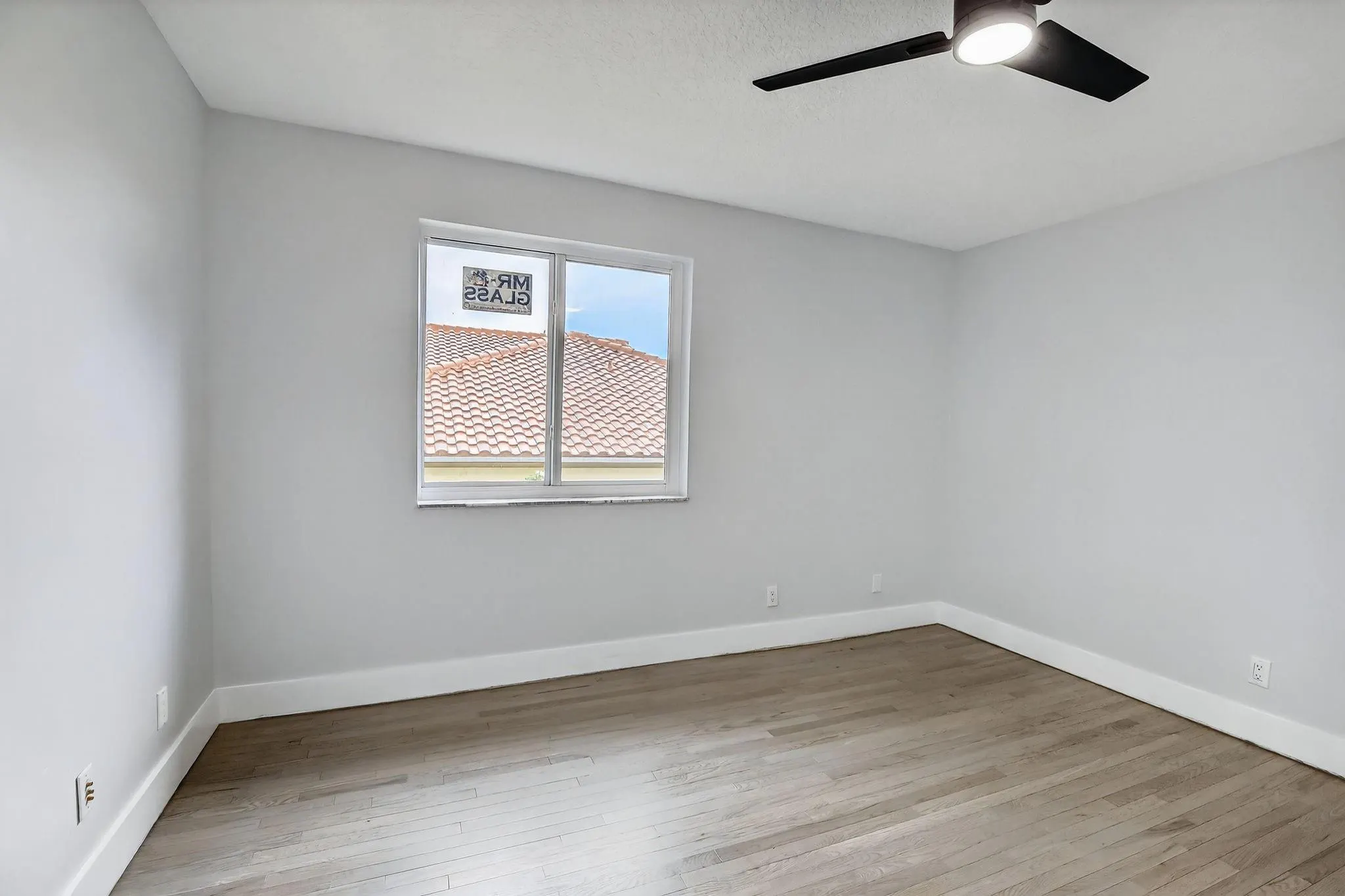 387 SW 163rd Ave