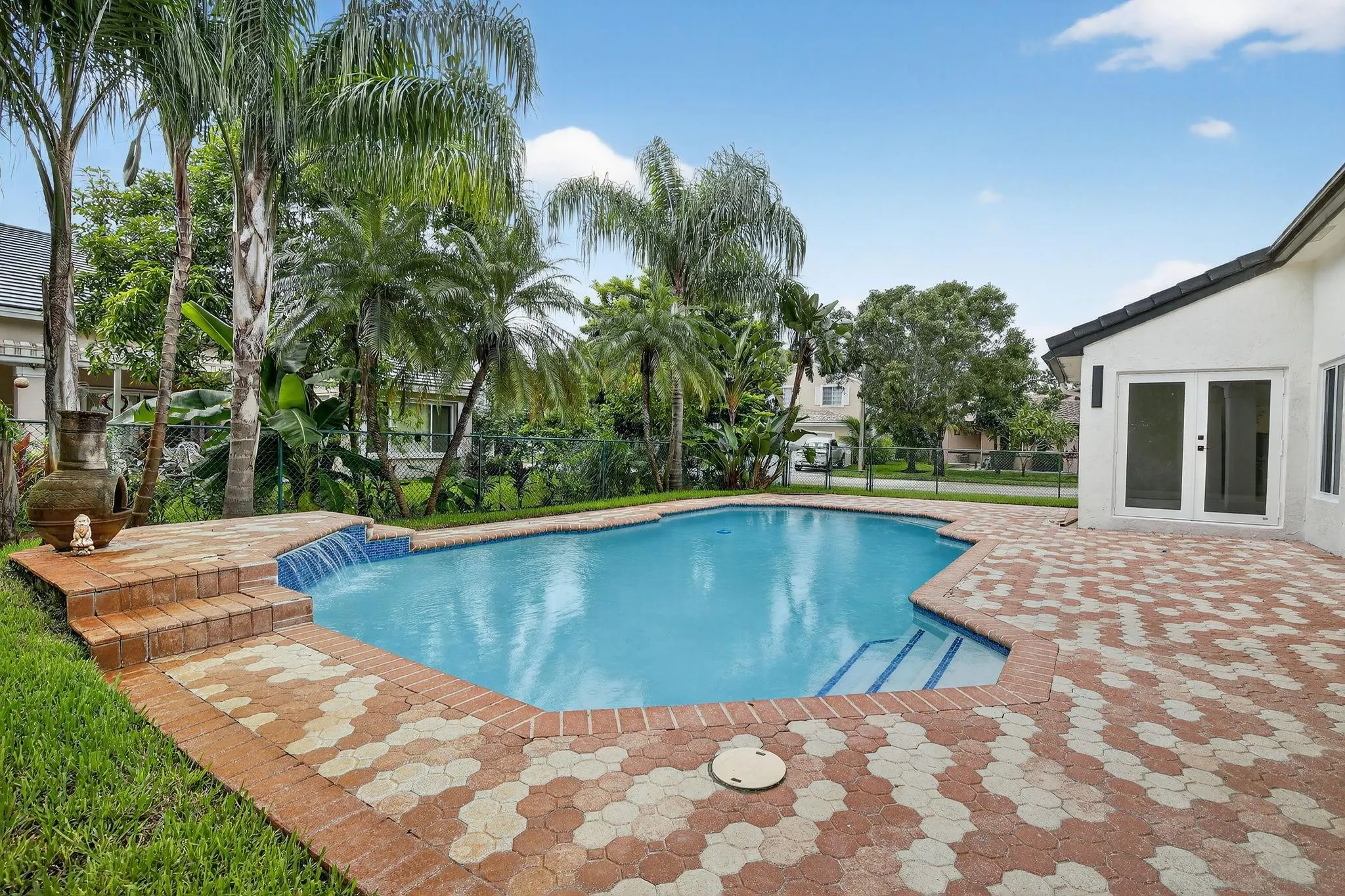 387 SW 163rd Ave