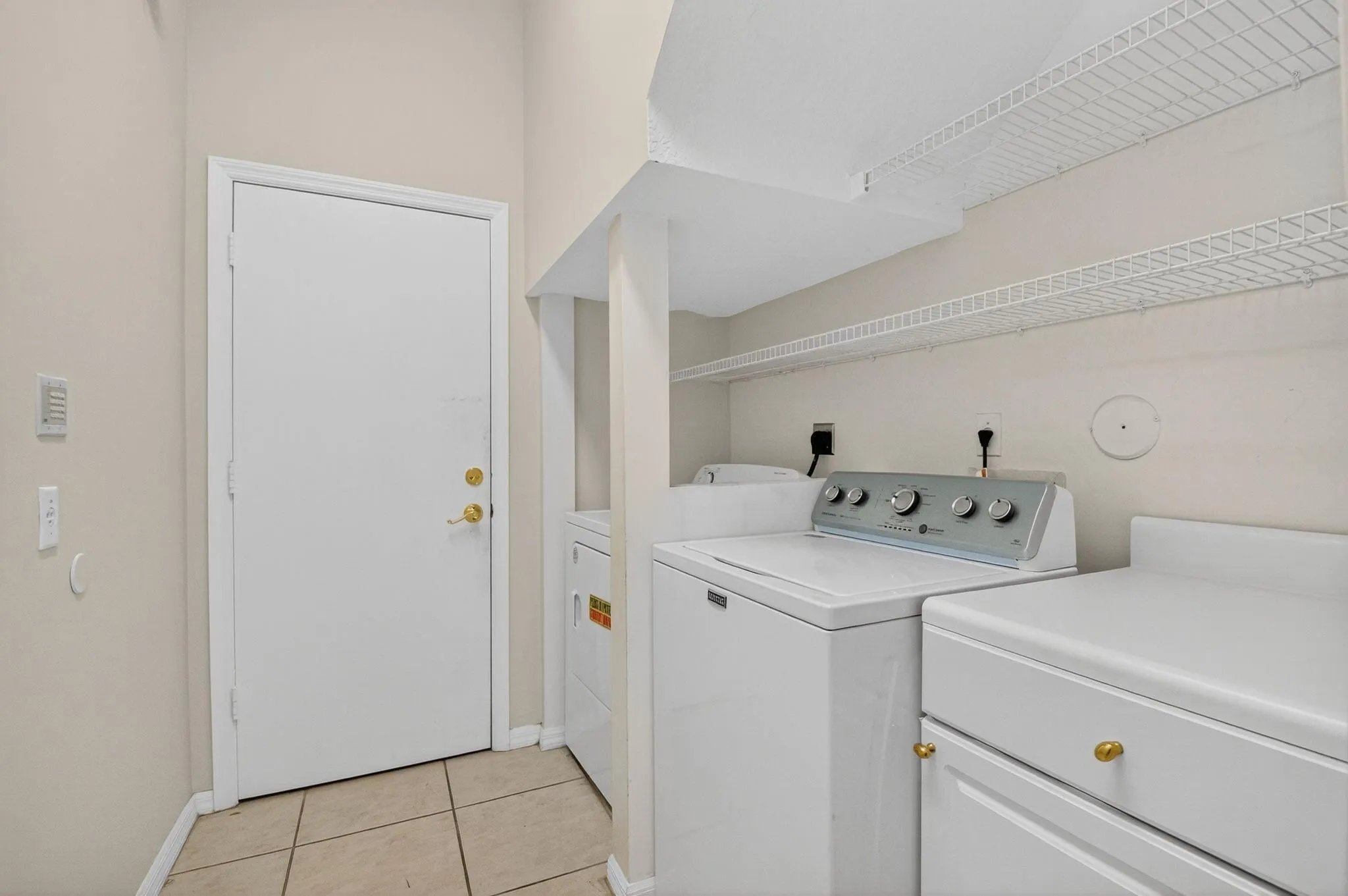 22194 Braddock Pl