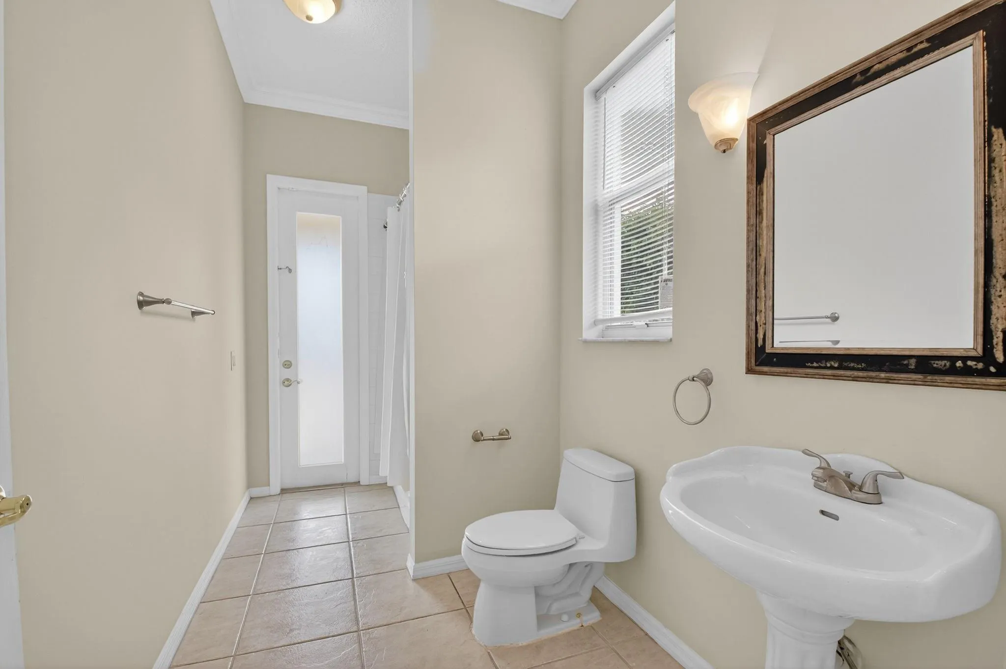 22194 Braddock Pl
